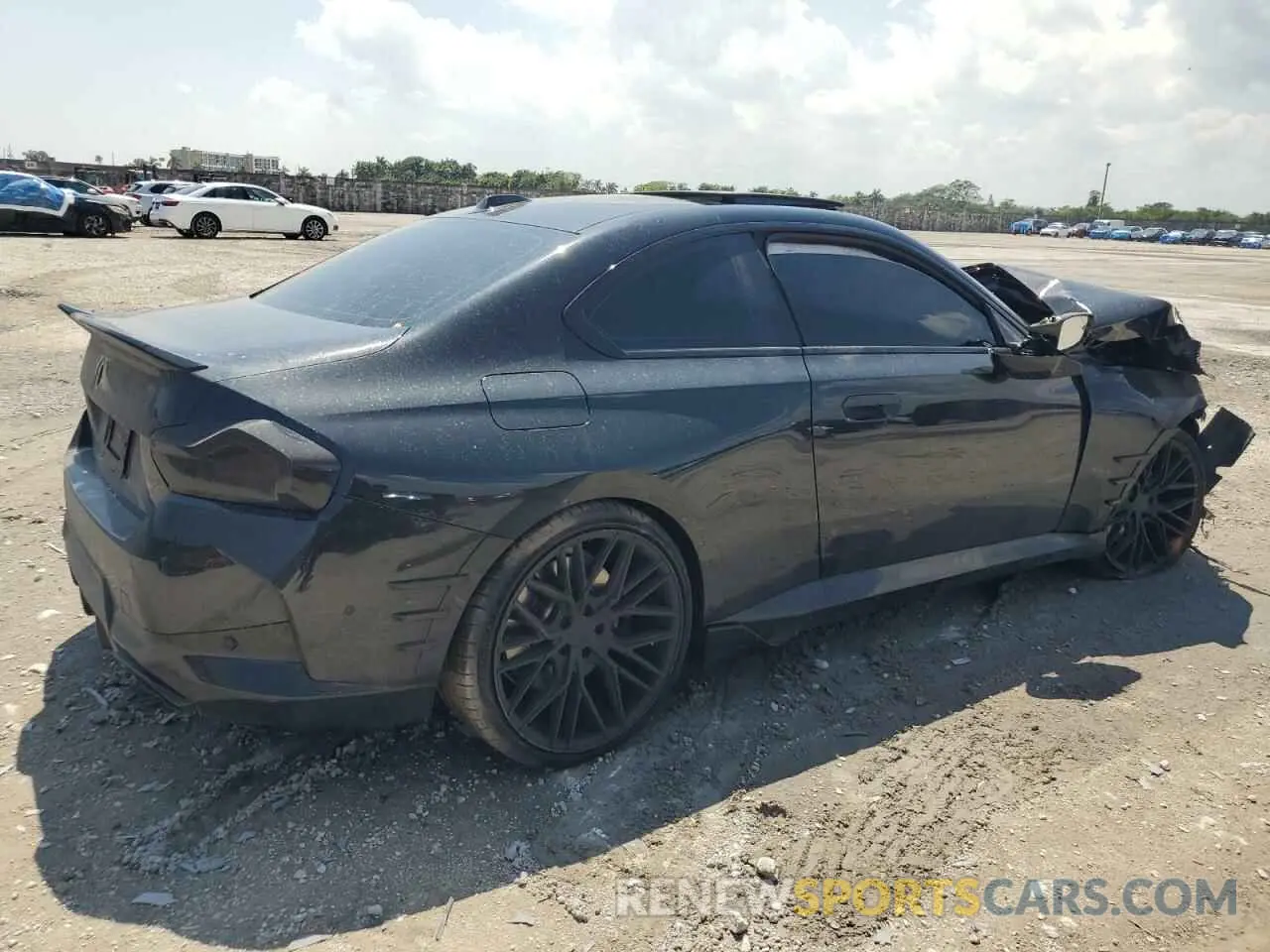 3 fotografías del automóvil dañado 3MW53CM08P8D45203 BMW M2 2023