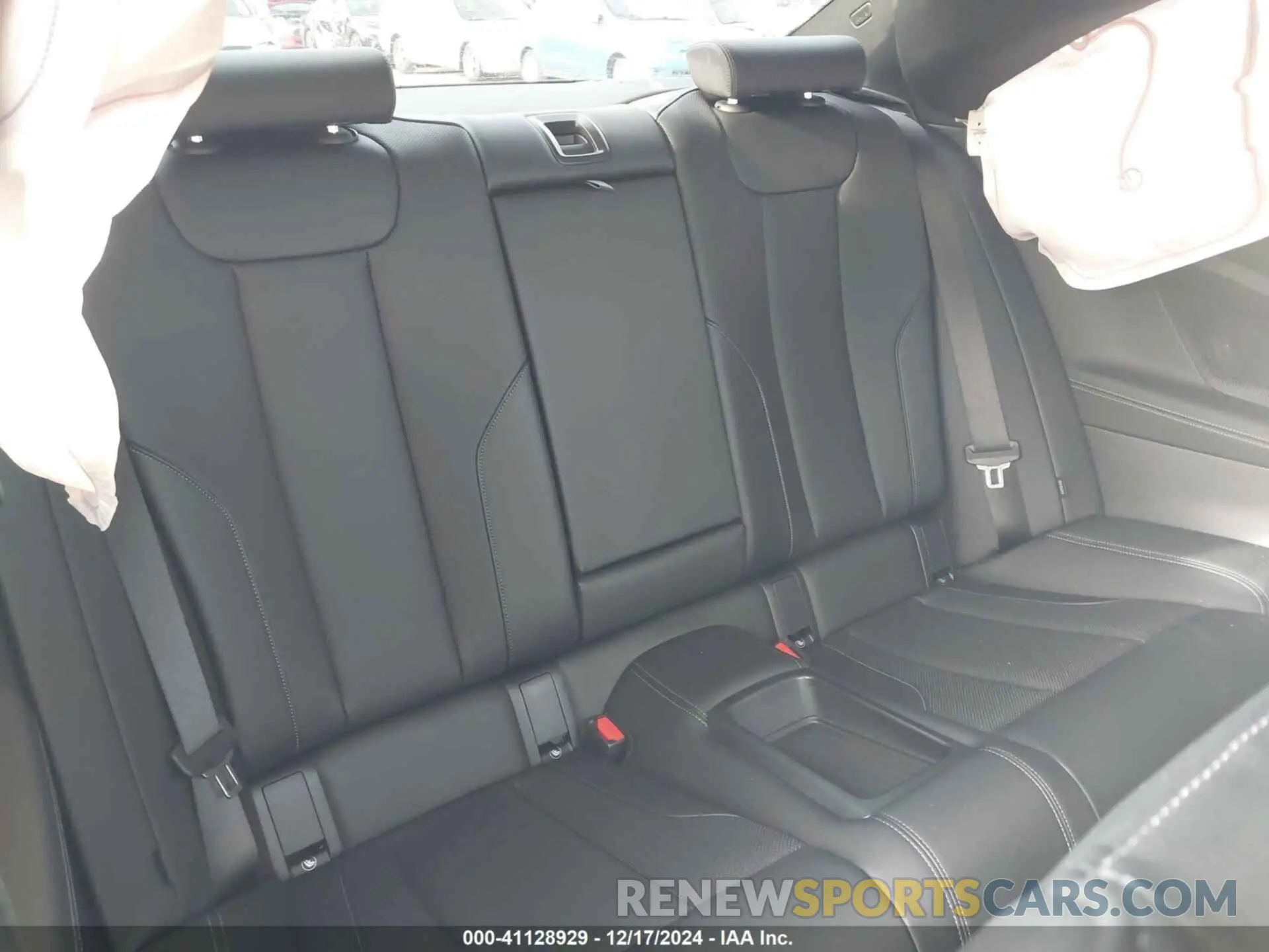 8 fotografías del automóvil dañado 3MW53CM02P8D40840 BMW M240 2023