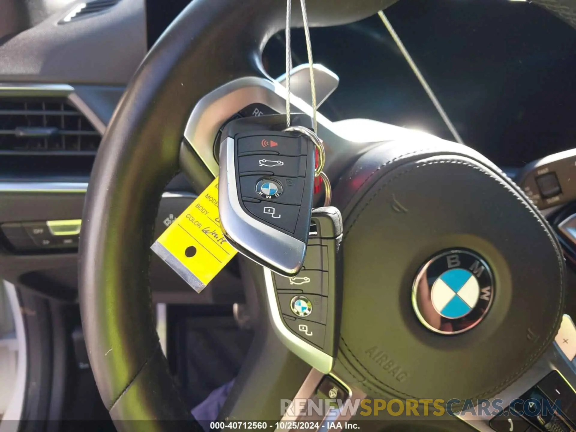 11 fotografías del automóvil dañado 3MW53CM09P8C80040 BMW M240 2023