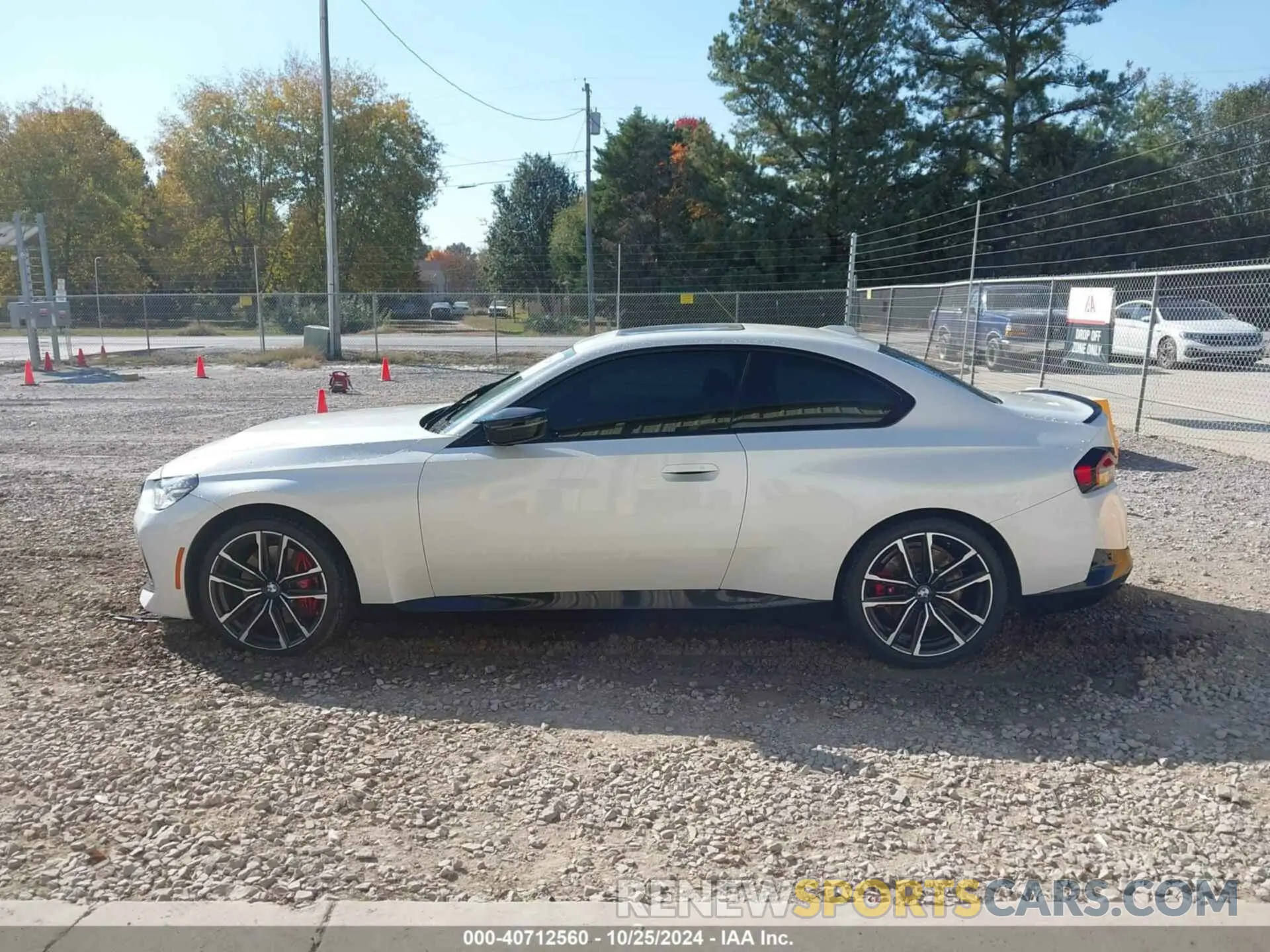 14 fotografías del automóvil dañado 3MW53CM09P8C80040 BMW M240 2023