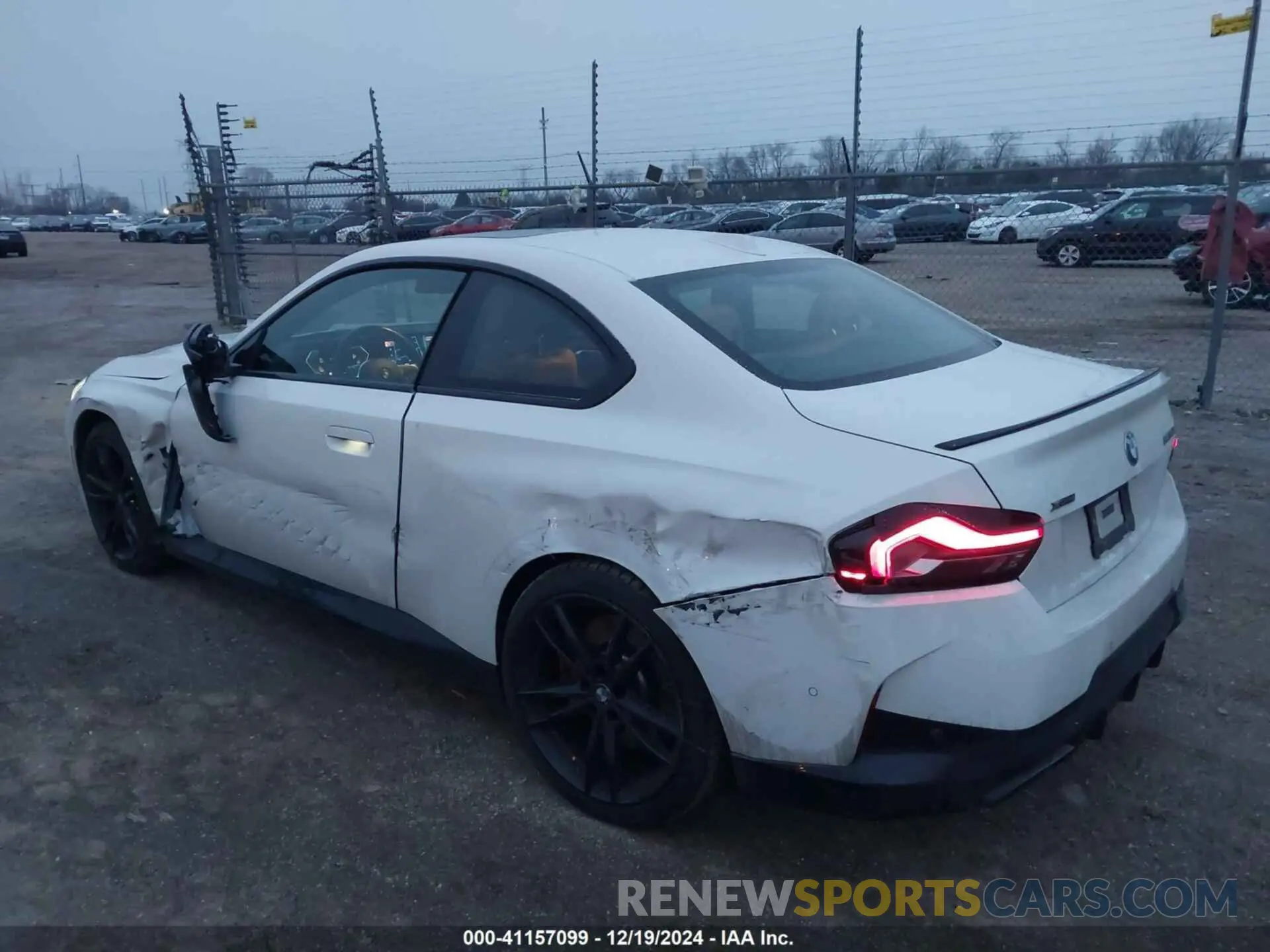 3 fotografías del automóvil dañado 3MW53CM09P8D55741 BMW M240 2023