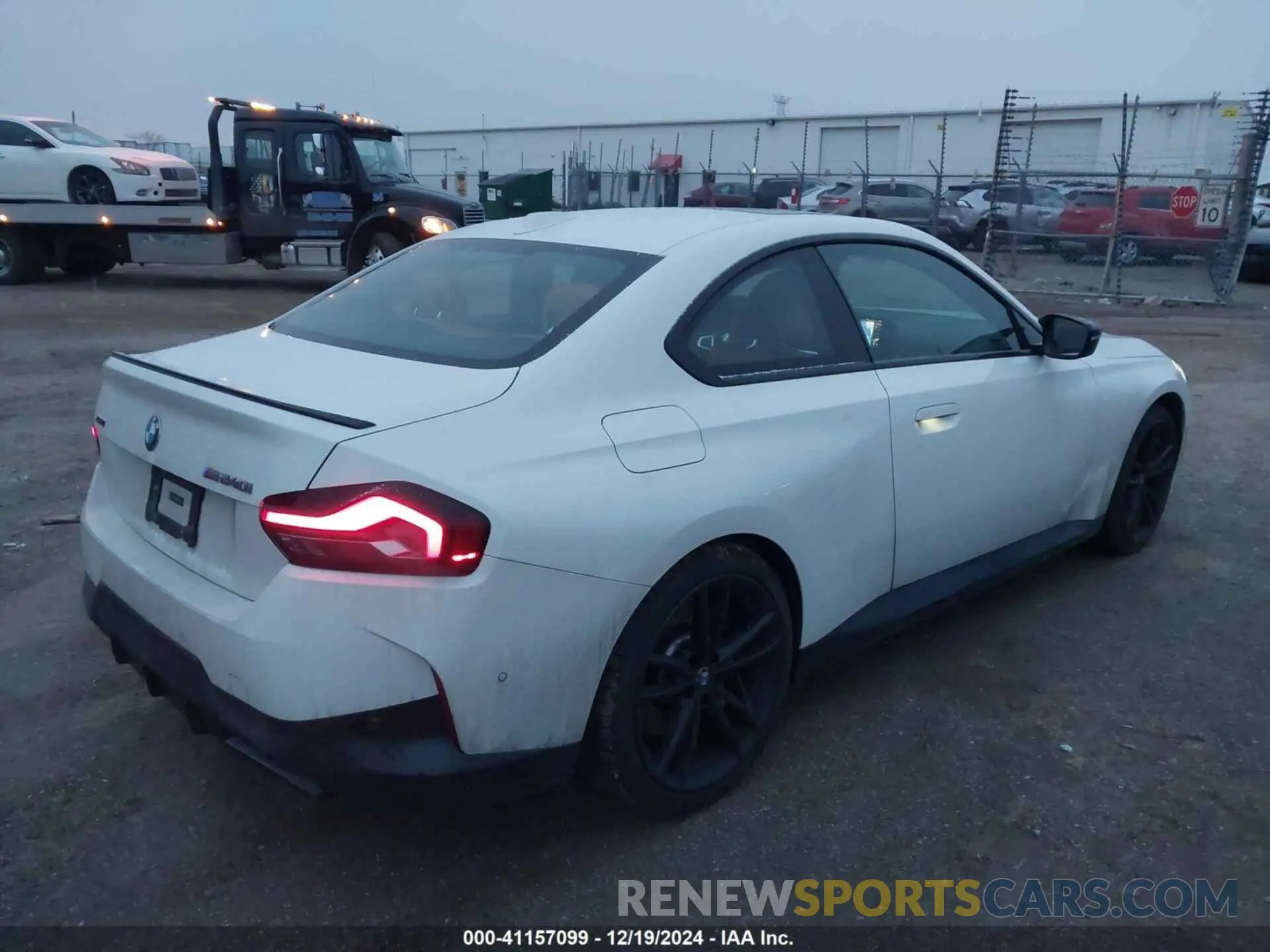 4 fotografías del automóvil dañado 3MW53CM09P8D55741 BMW M240 2023