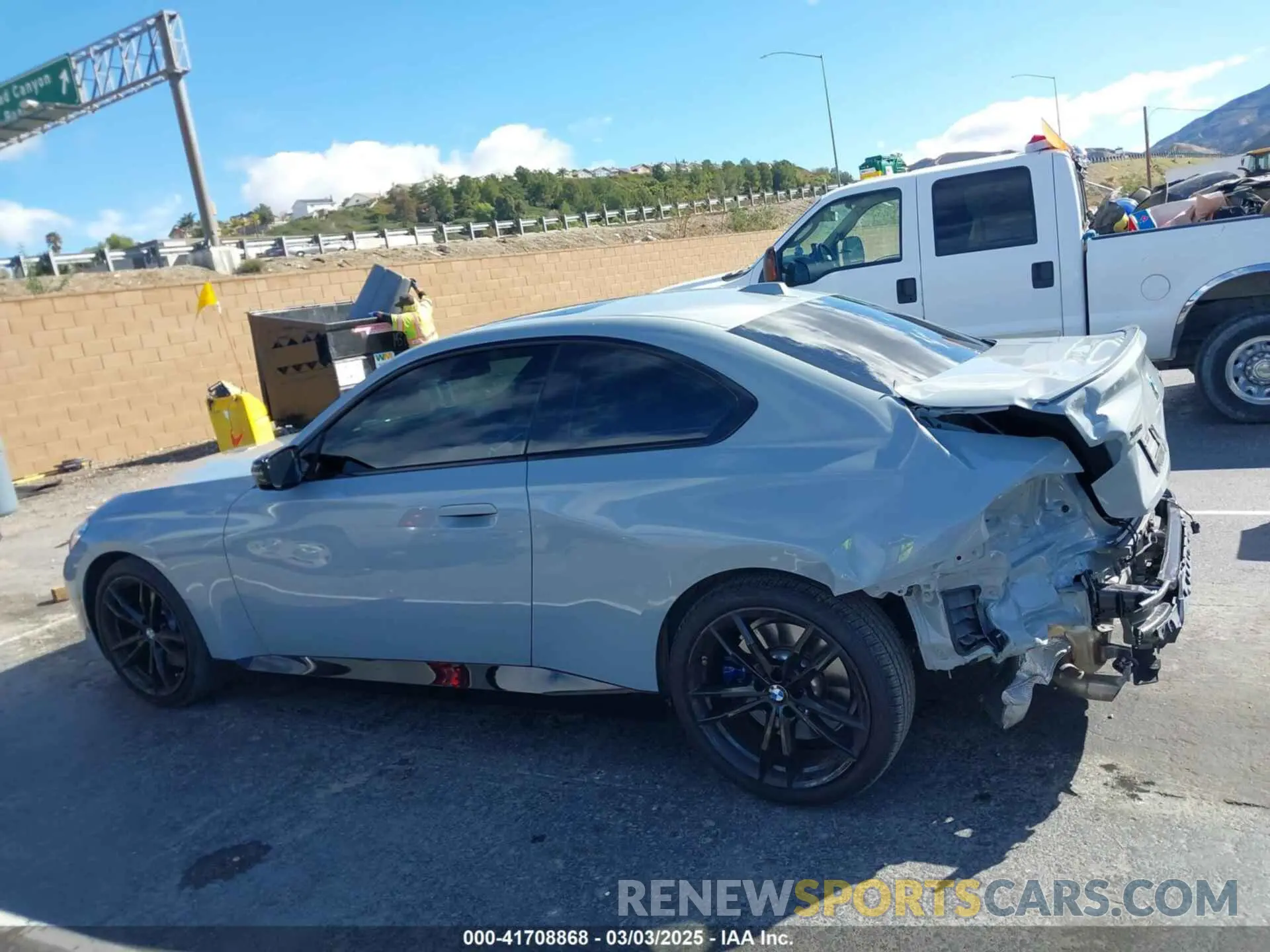 14 fotografías del automóvil dañado 3MW53CM06R8D83628 BMW M240 2024