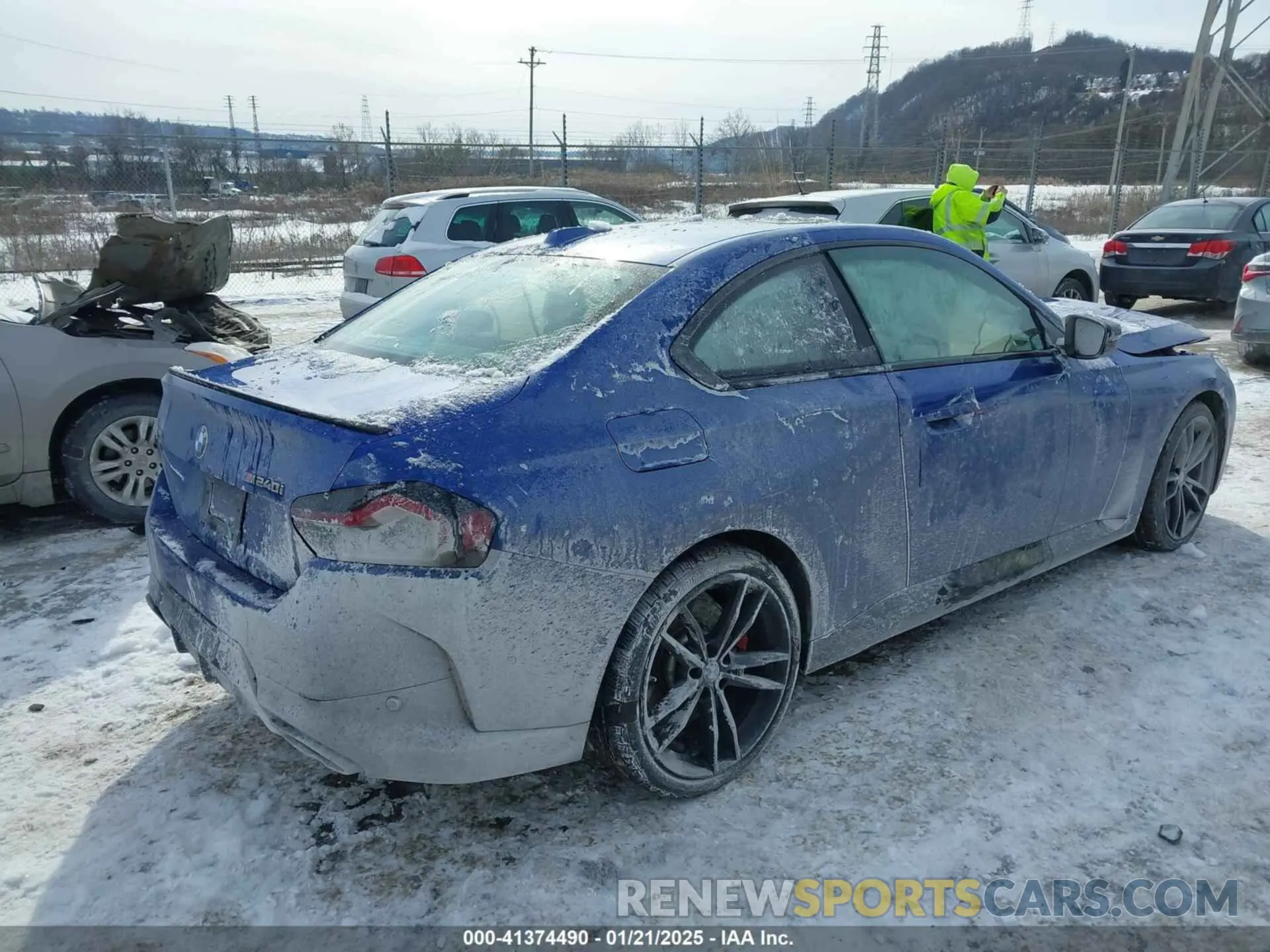 4 fotografías del automóvil dañado 3MW53CM06R8E14358 BMW M240 2024