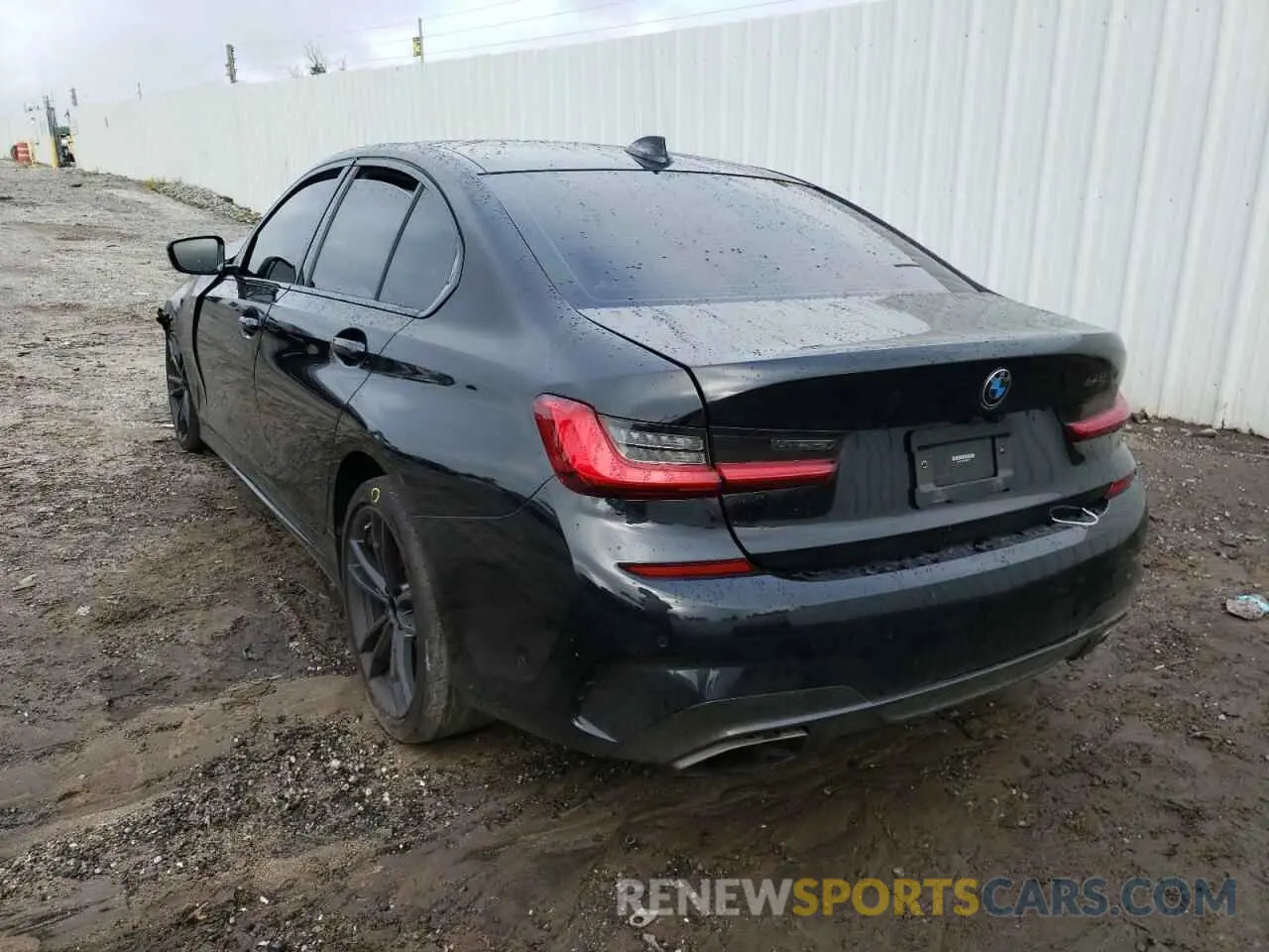 3 fotografías del automóvil dañado 3MW5U7J01M8B91017 BMW M3 2021