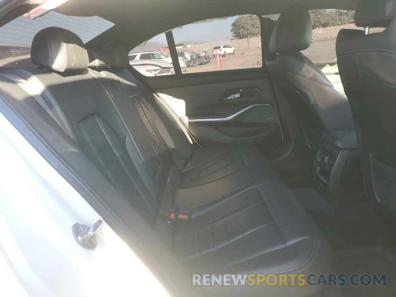 10 fotografías del automóvil dañado 3MW5U7J06M8B61494 BMW M3 2021