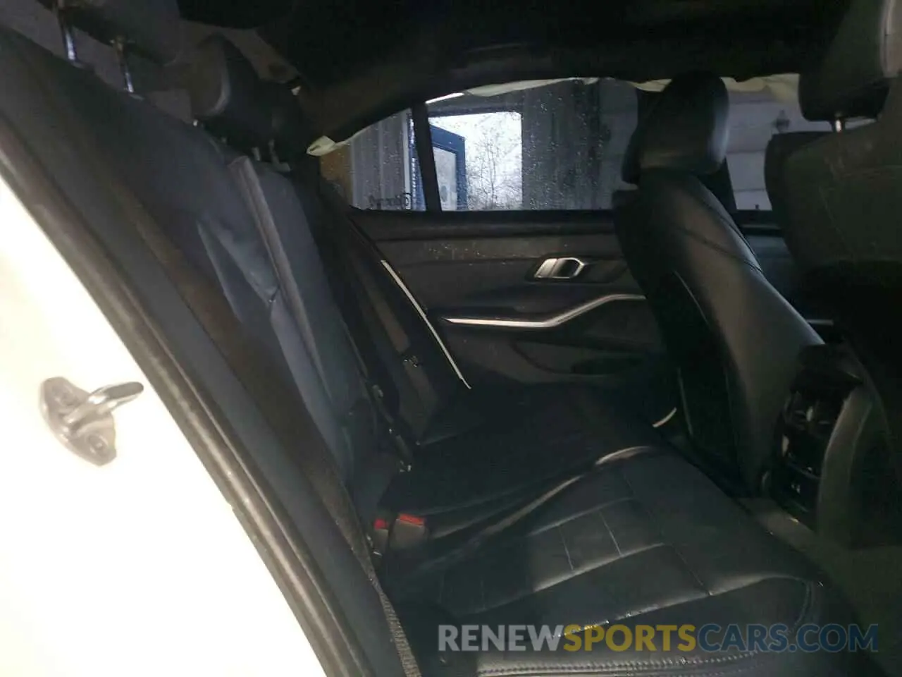 10 fotografías del automóvil dañado 3MW5U9J02M8B60533 BMW M3 2021