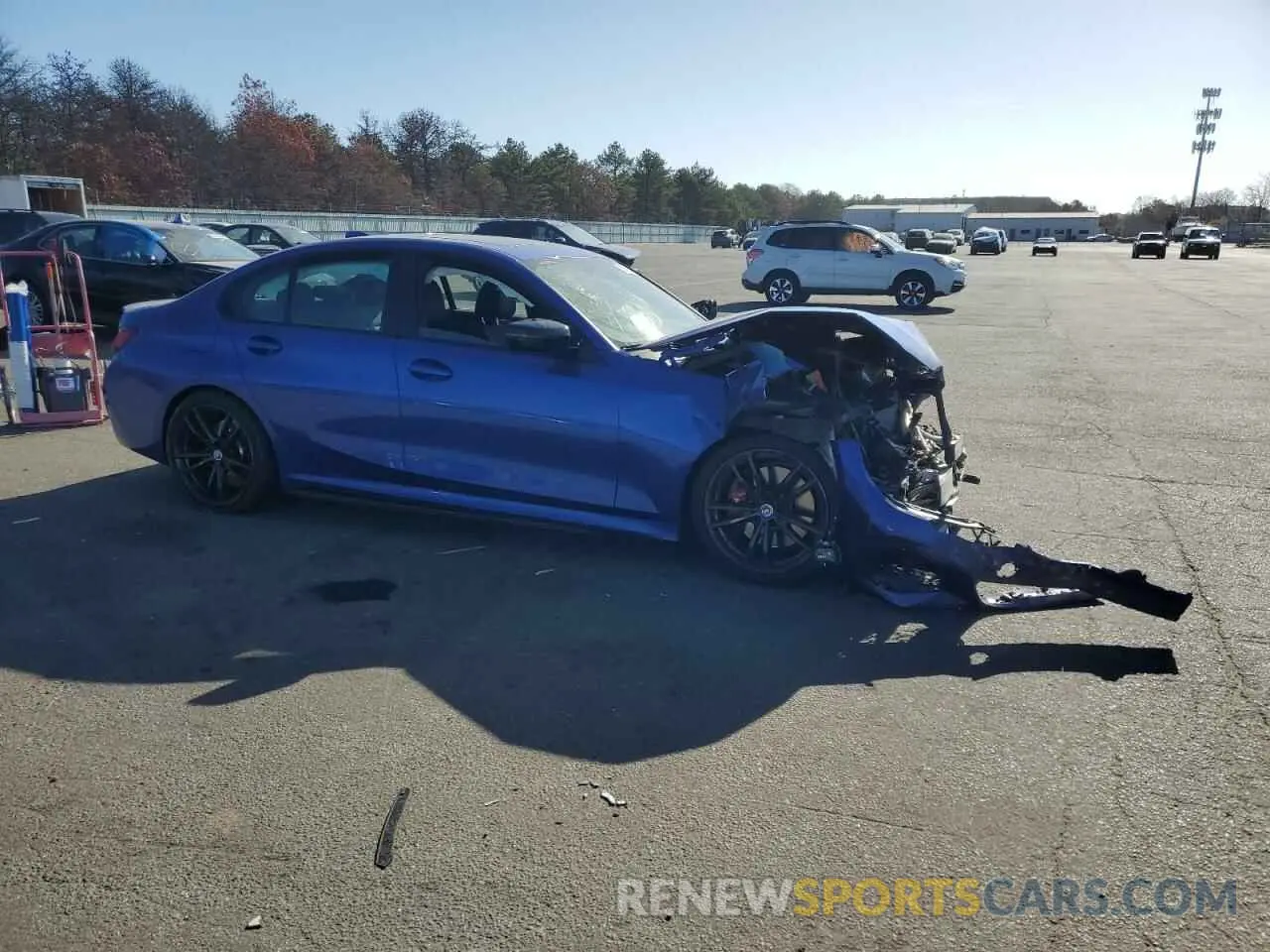 4 fotografías del automóvil dañado 3MW5U9J04M8B62333 BMW M3 2021