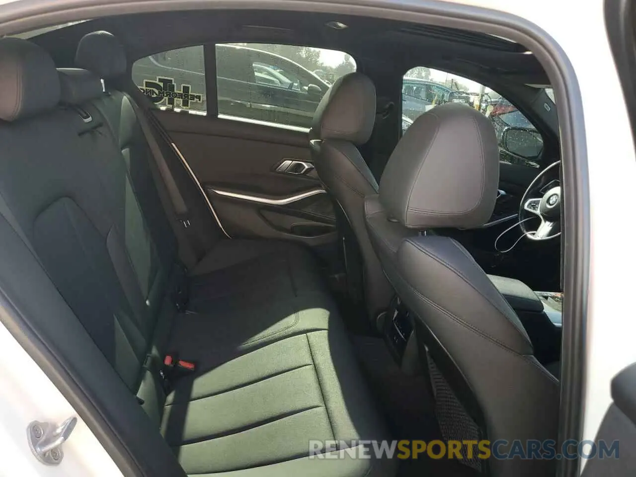 10 fotografías del automóvil dañado 3MW5U9J07M8B57210 BMW M3 2021