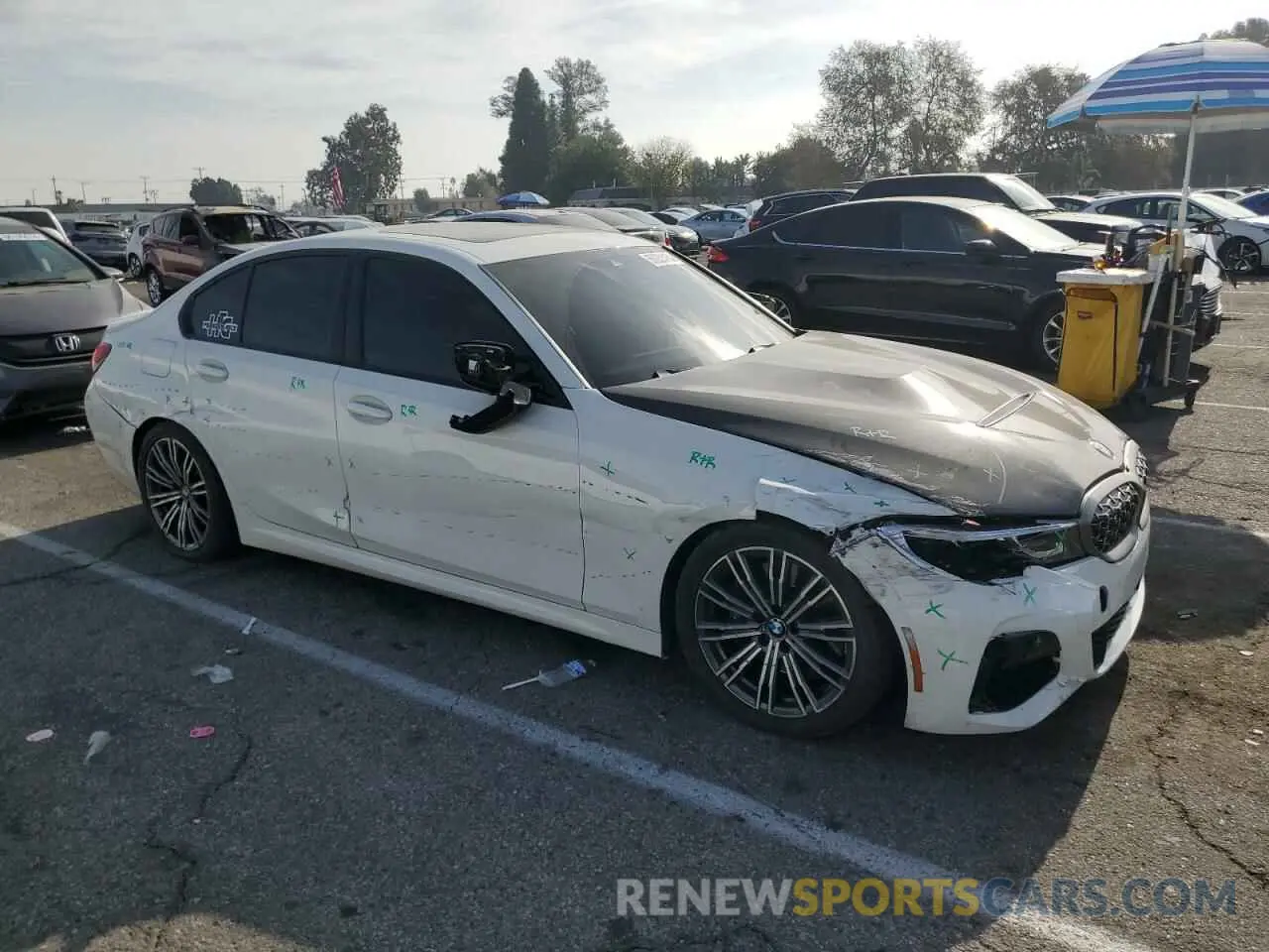 4 fotografías del automóvil dañado 3MW5U9J07M8B57210 BMW M3 2021