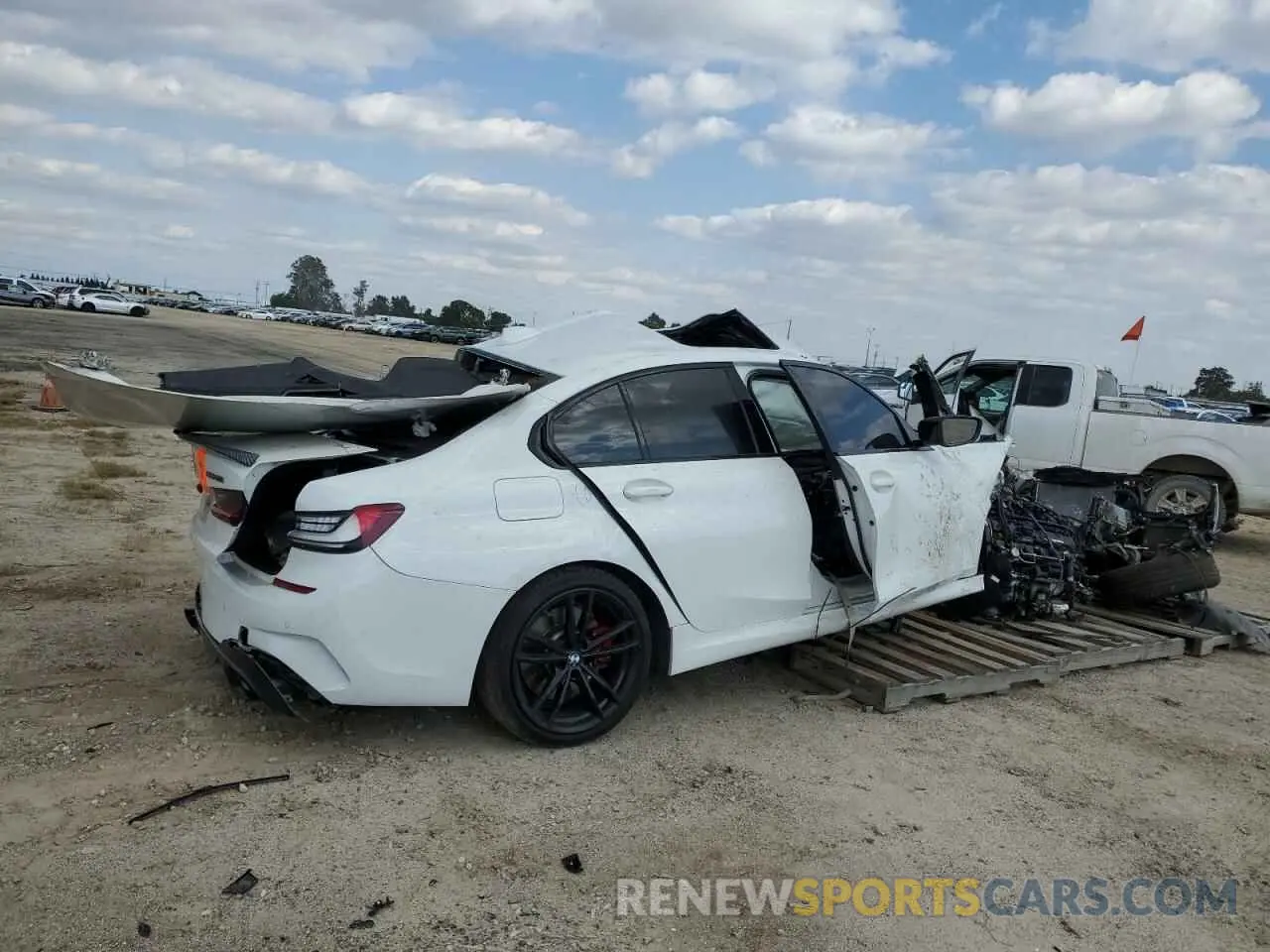 3 fotografías del automóvil dañado 3MW5U7J03N8C34225 BMW M3 2022