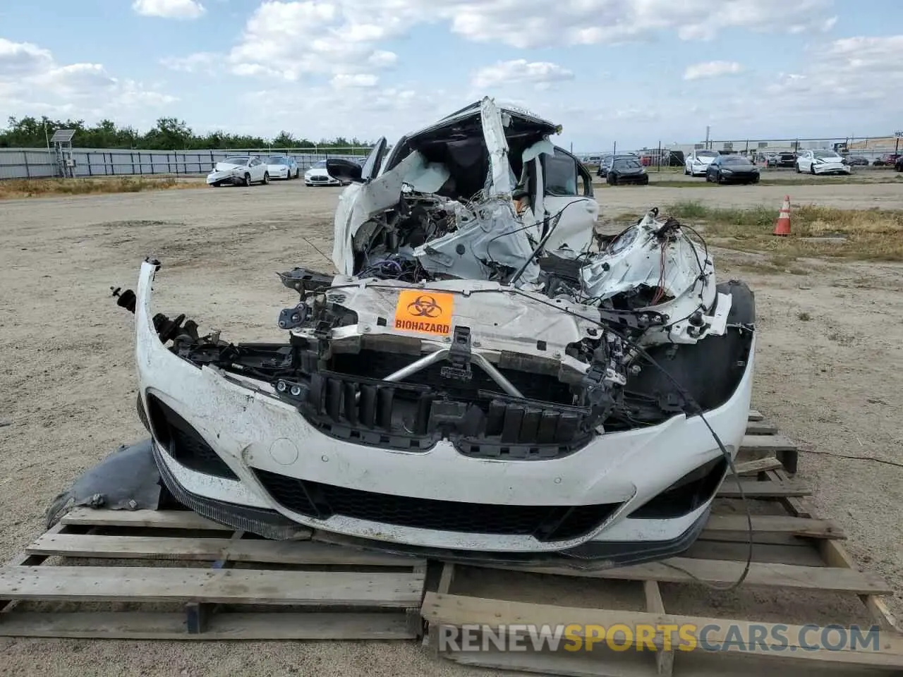5 fotografías del automóvil dañado 3MW5U7J03N8C34225 BMW M3 2022