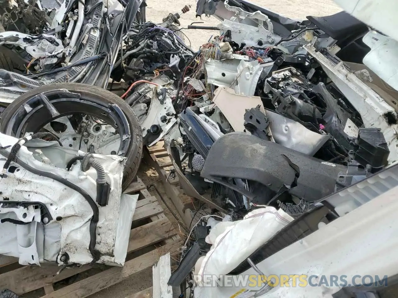 8 fotografías del automóvil dañado 3MW5U7J03N8C34225 BMW M3 2022