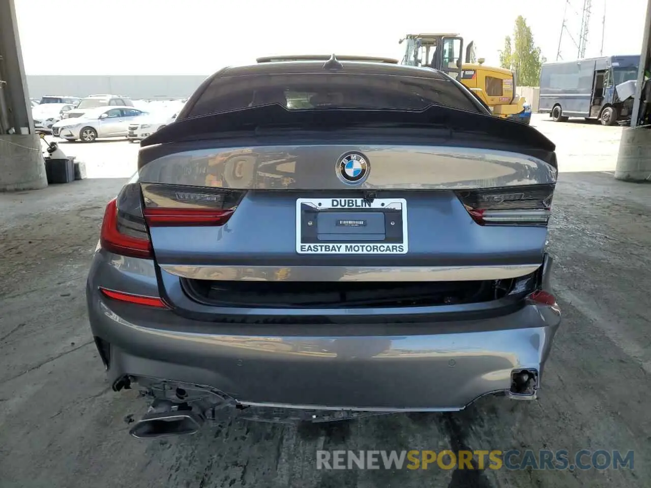 6 fotografías del automóvil dañado 3MW5U7J04N8C39899 BMW M3 2022