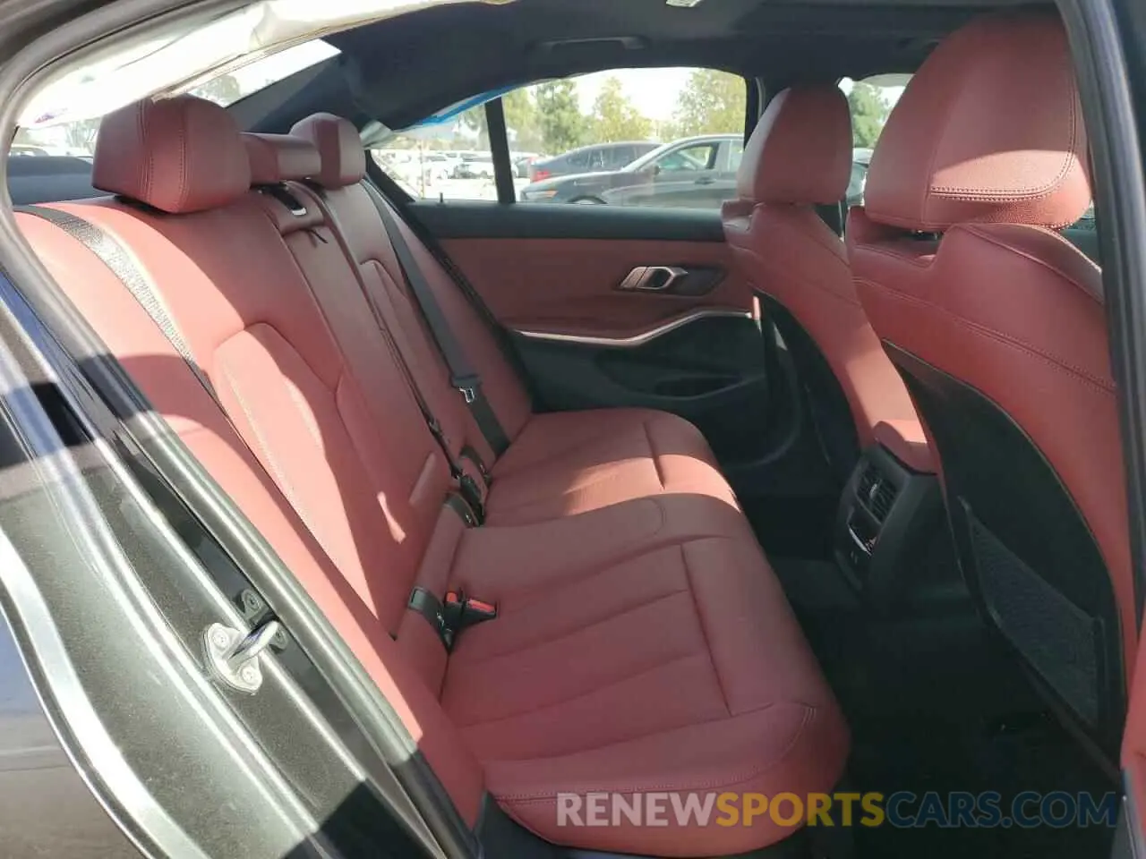 10 fotografías del automóvil dañado 3MW5U7J09N8C28073 BMW M3 2022