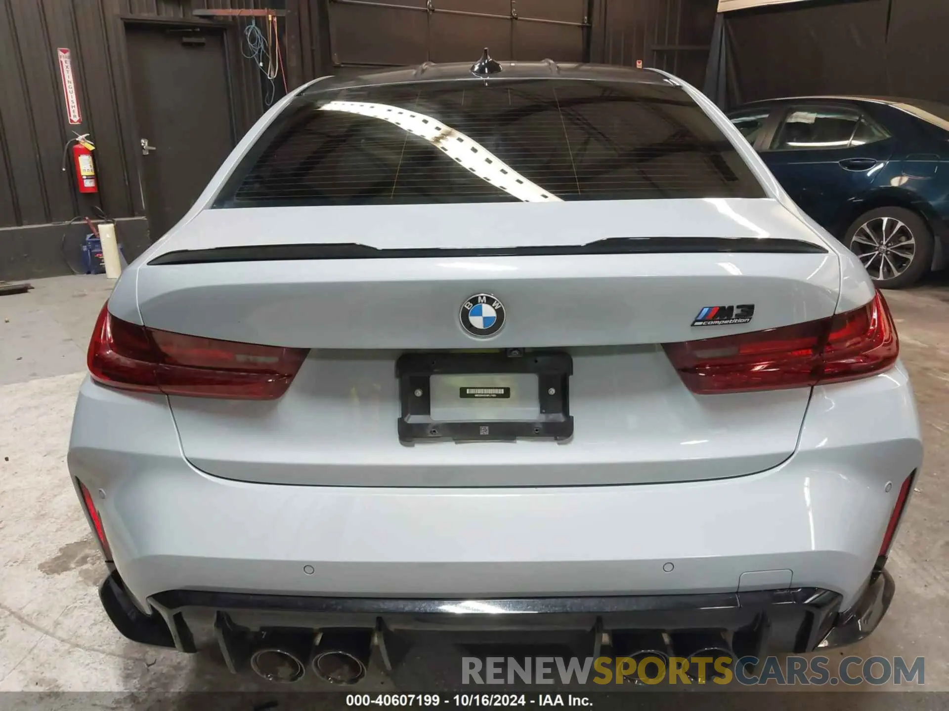 15 fotografías del automóvil dañado WBS33AY01NFL77691 BMW M3 2022