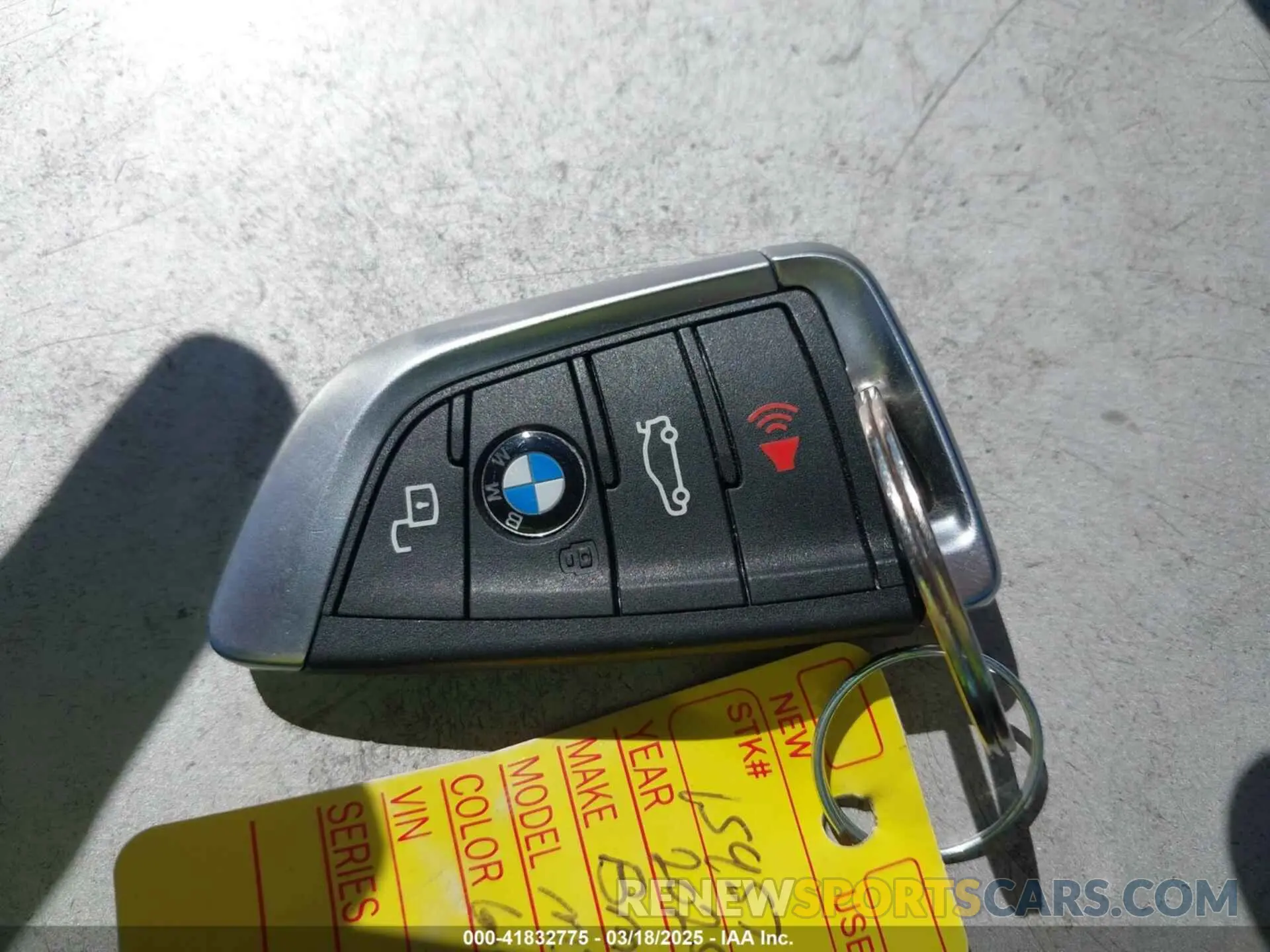 11 fotografías del automóvil dañado WBS33AY06PFP69567 BMW M3 2023