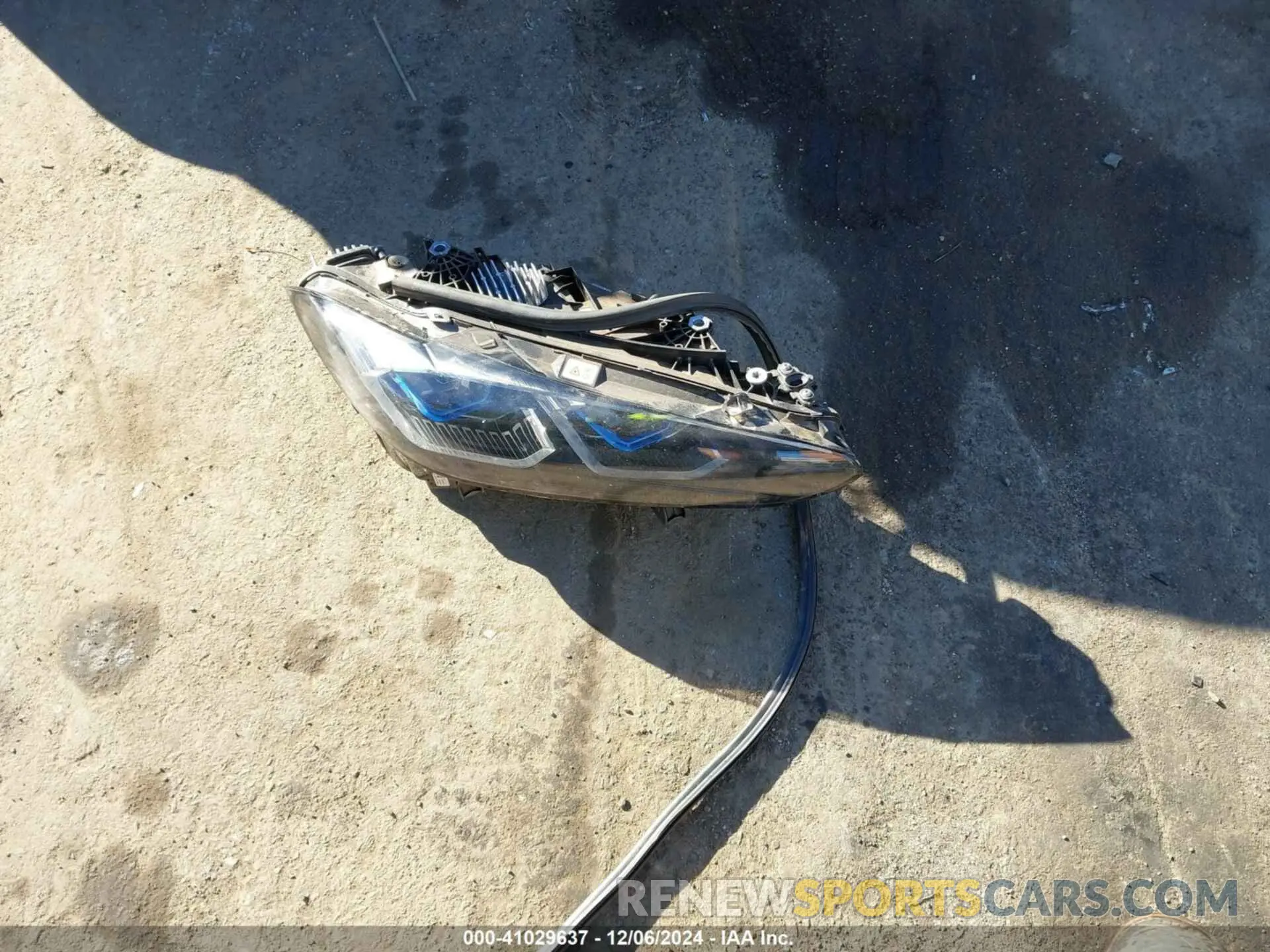 12 fotografías del automóvil dañado WBS43AY06PFP98328 BMW M3 2023