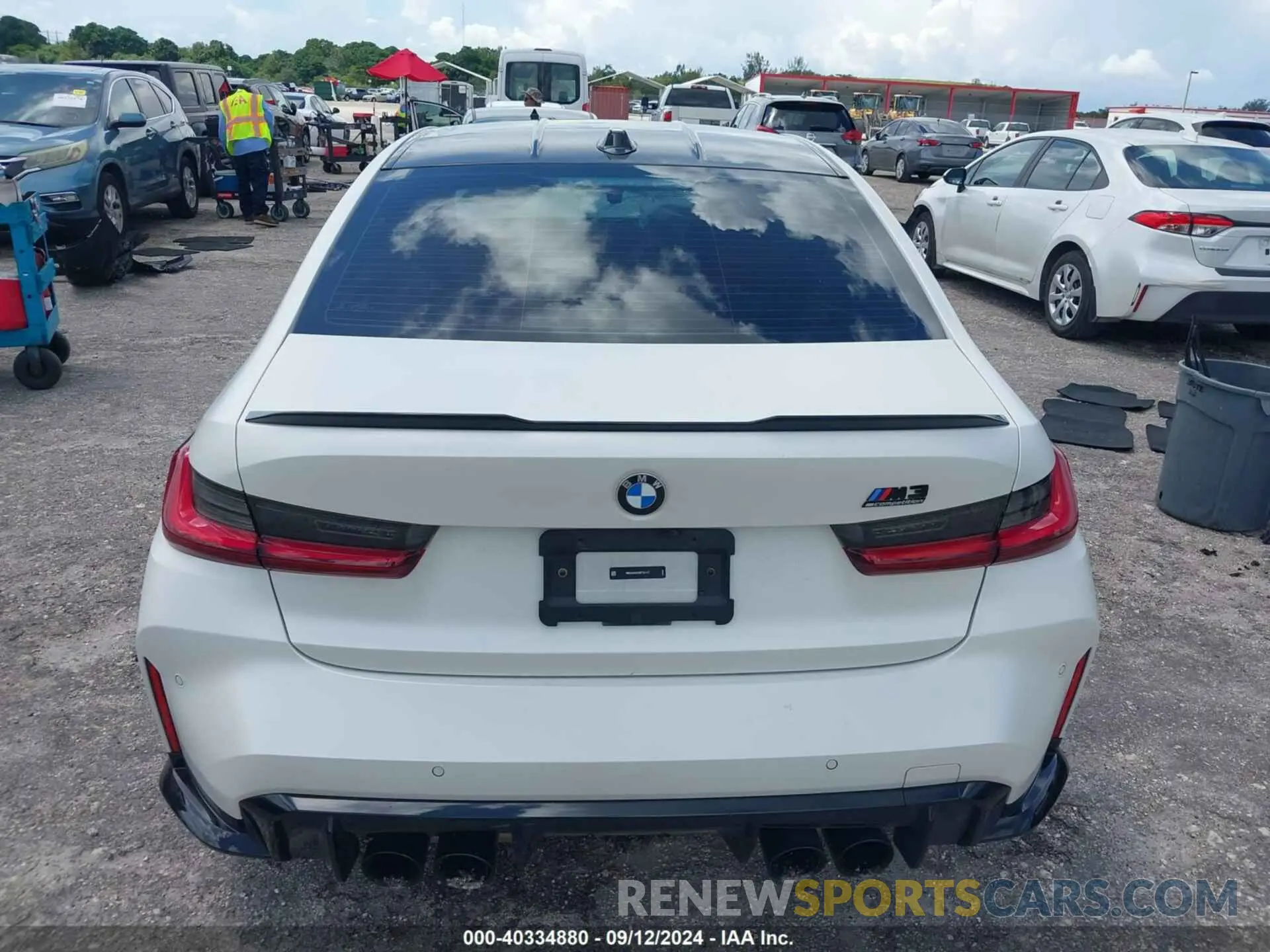 15 fotografías del automóvil dañado WBS33AY07RFT21177 BMW M3 2024