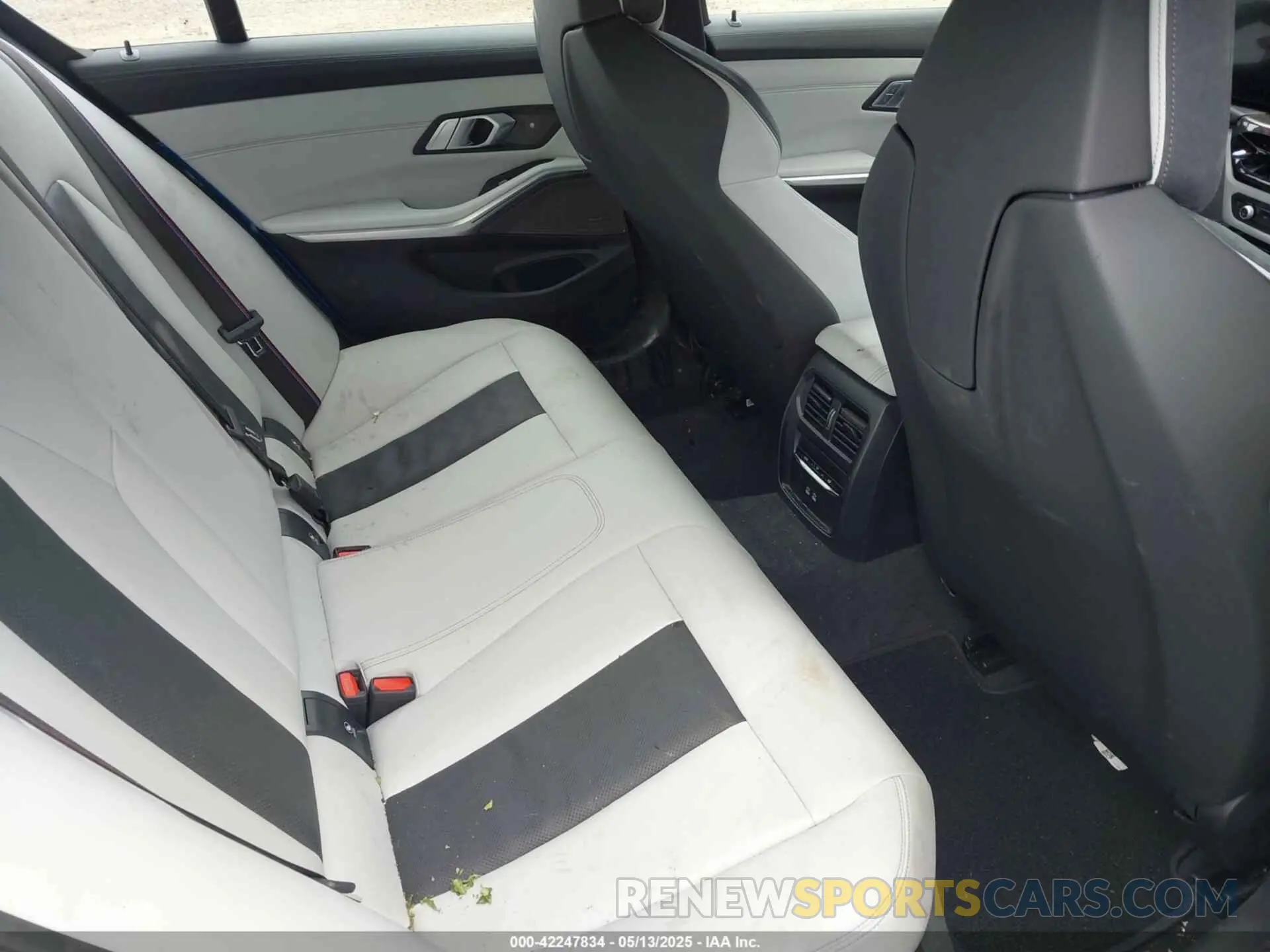 8 fotografías del automóvil dañado WBS33HJ01SFU28279 BMW M3 2025