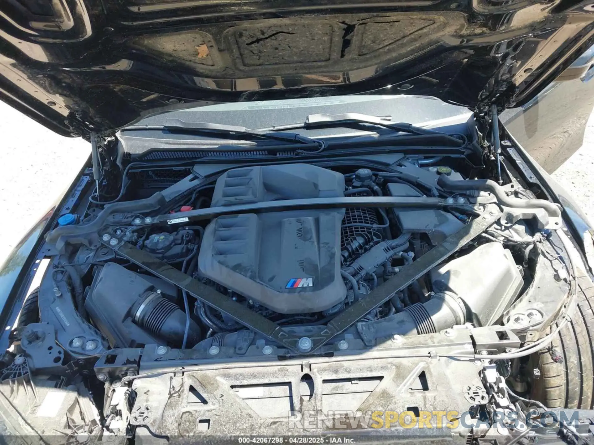 10 fotografías del automóvil dañado WBS33HJ05SFU14546 BMW M3 2025
