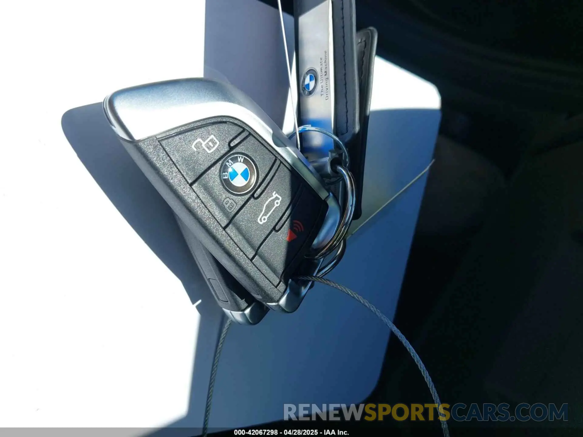 11 fotografías del automóvil dañado WBS33HJ05SFU14546 BMW M3 2025