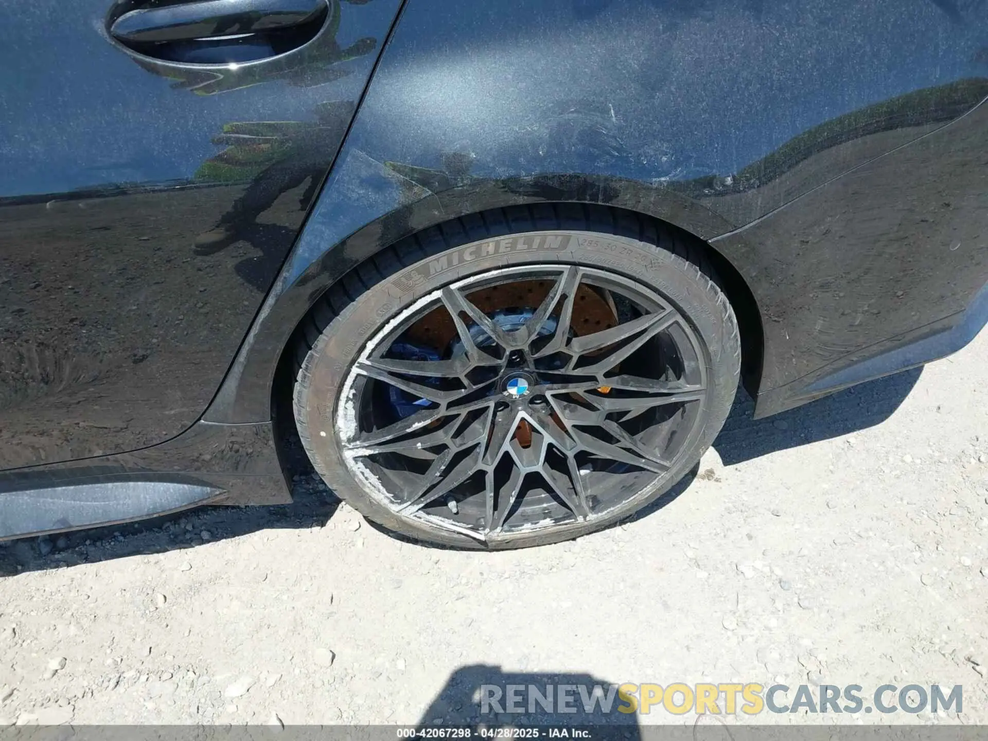20 fotografías del automóvil dañado WBS33HJ05SFU14546 BMW M3 2025