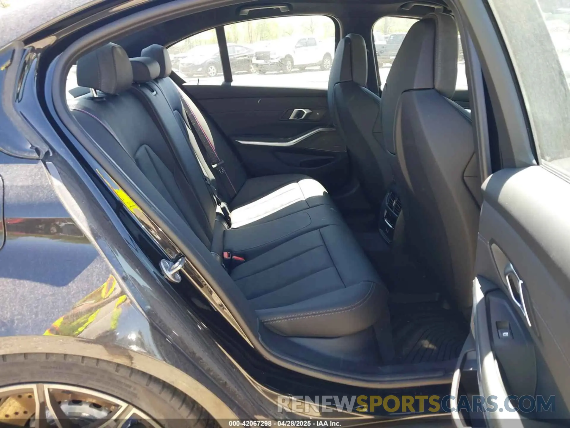 8 fotografías del automóvil dañado WBS33HJ05SFU14546 BMW M3 2025