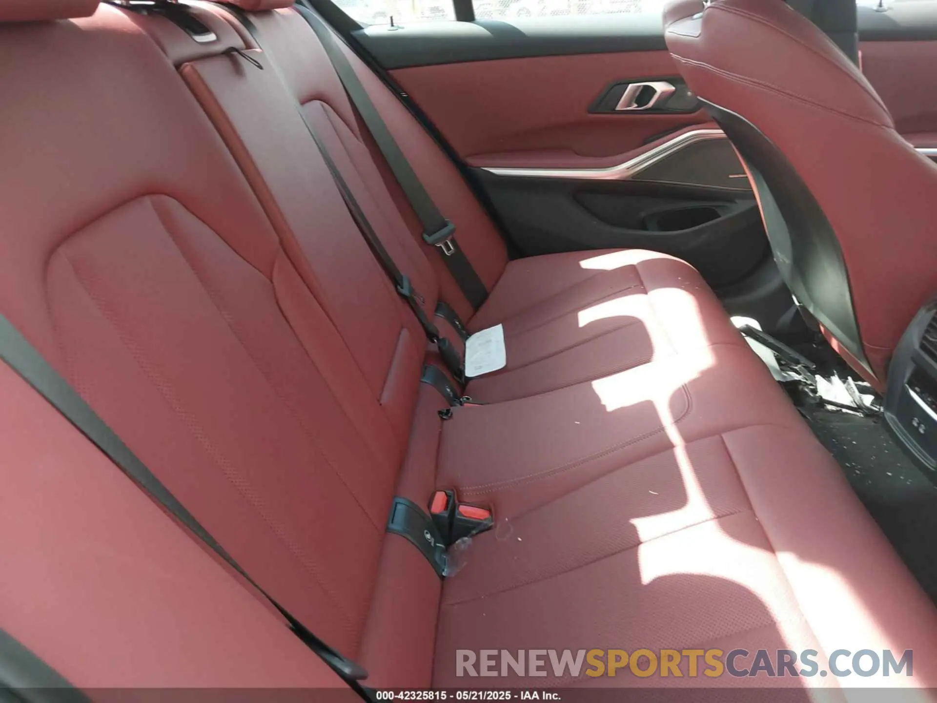 8 fotografías del automóvil dañado 3MW49FF04R8E25559 BMW M340I 2024