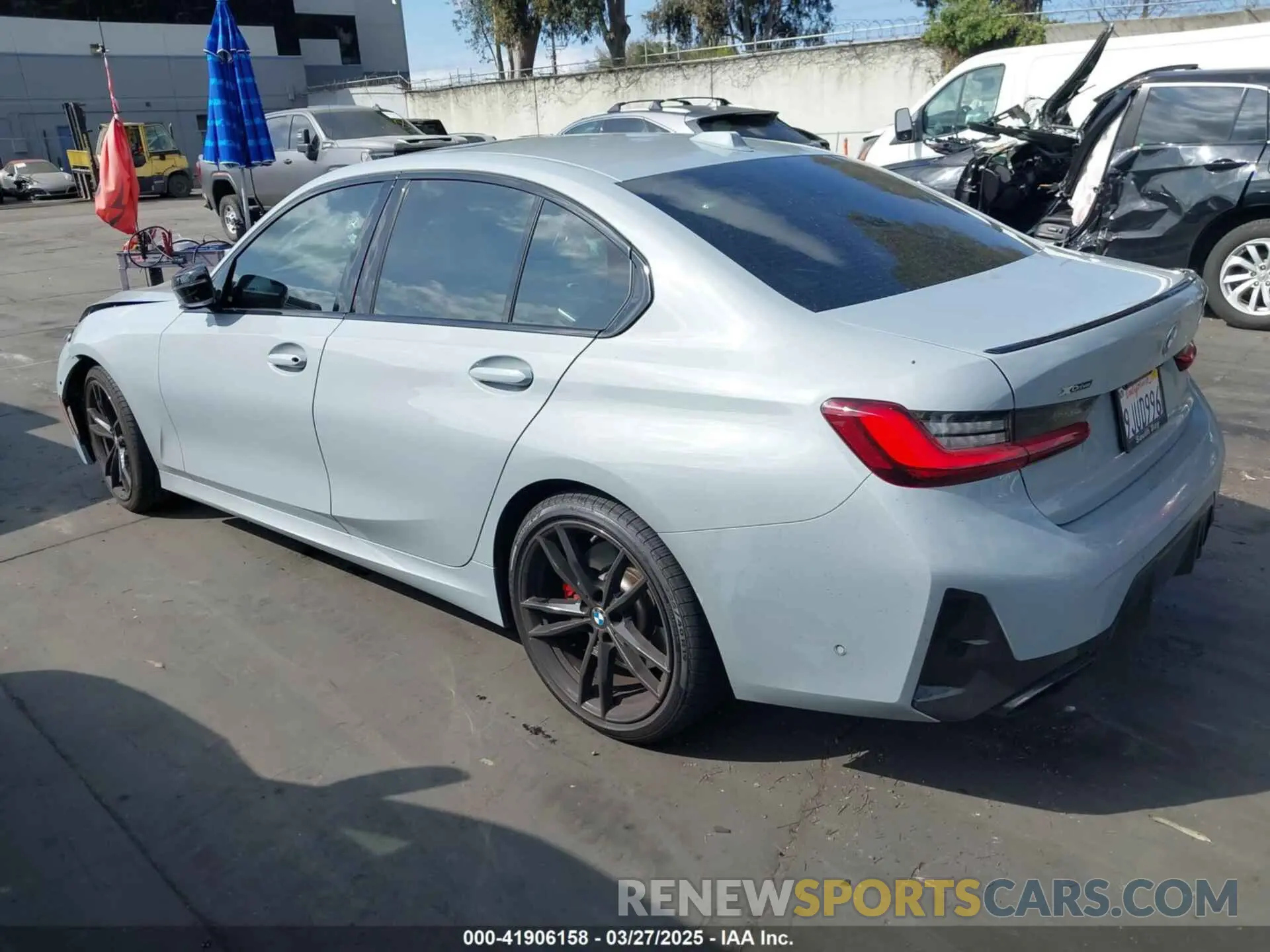 3 fotografías del automóvil dañado 3MW49FF05R8E04705 BMW M340I 2024