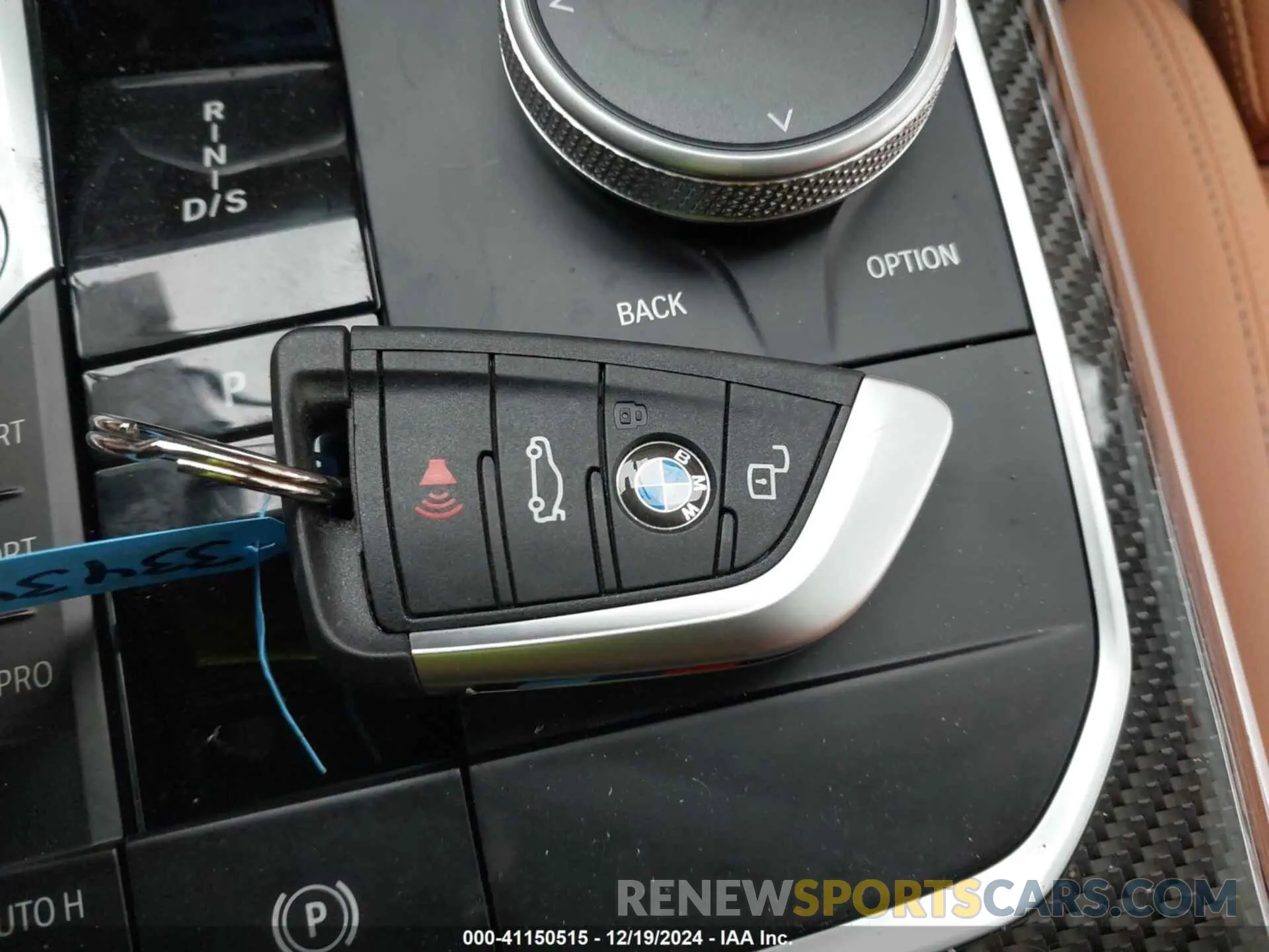 11 fotografías del automóvil dañado 3MW69FT02S8F00519 BMW M340I 2025