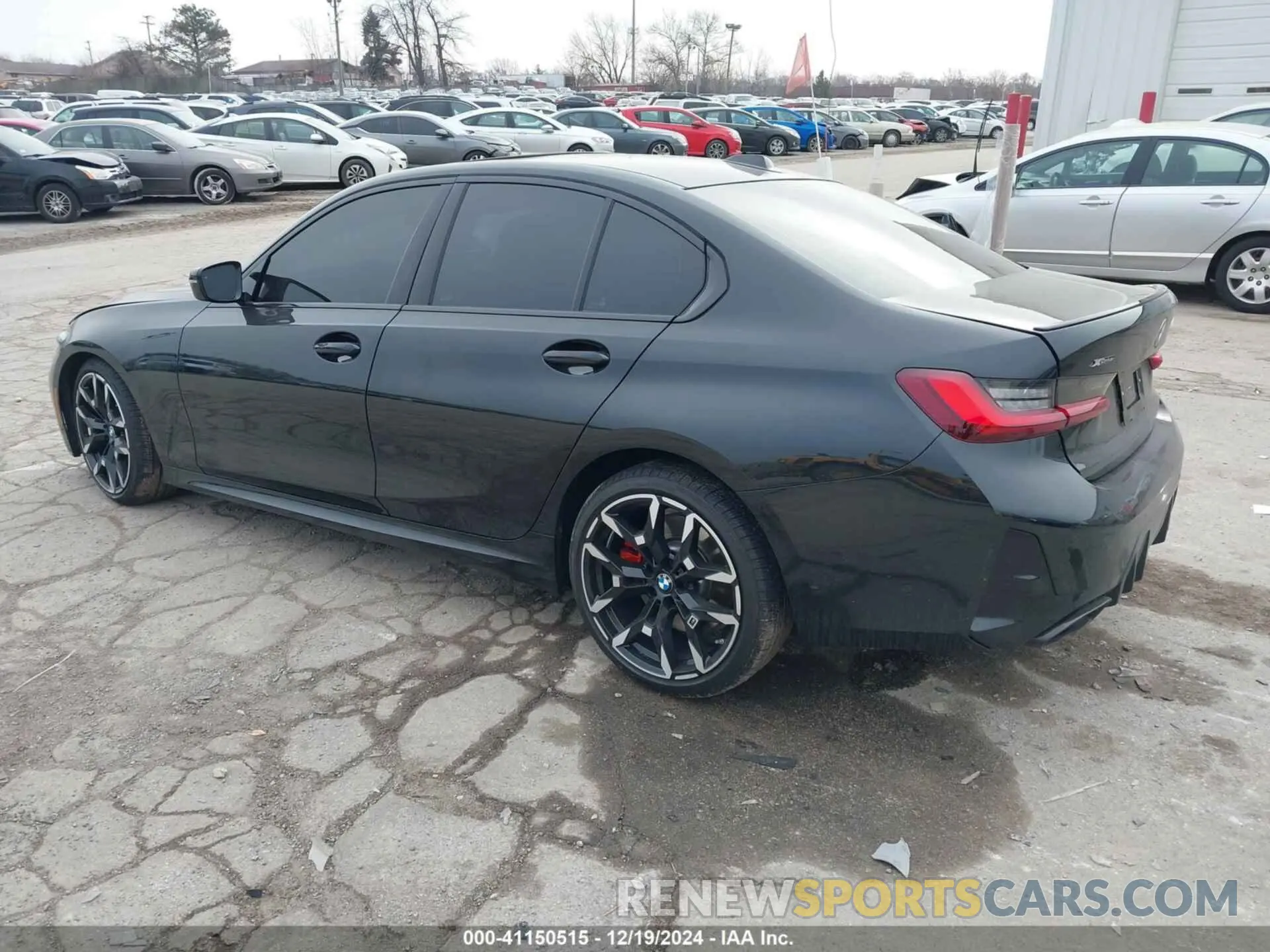 3 fotografías del automóvil dañado 3MW69FT02S8F00519 BMW M340I 2025
