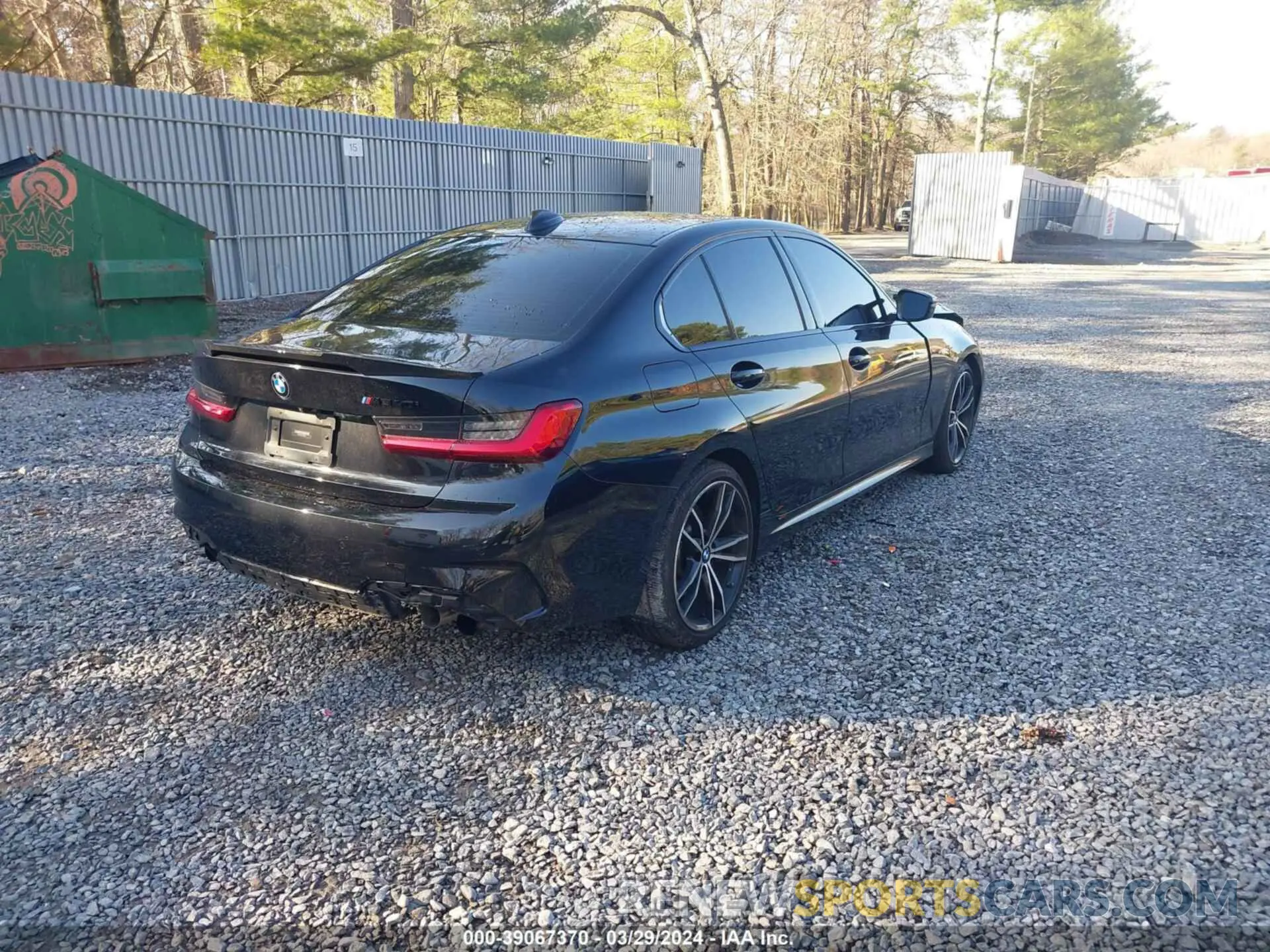 4 fotografías del automóvil dañado 3MW5U9J04M8B56001 BMW M340XI 2021
