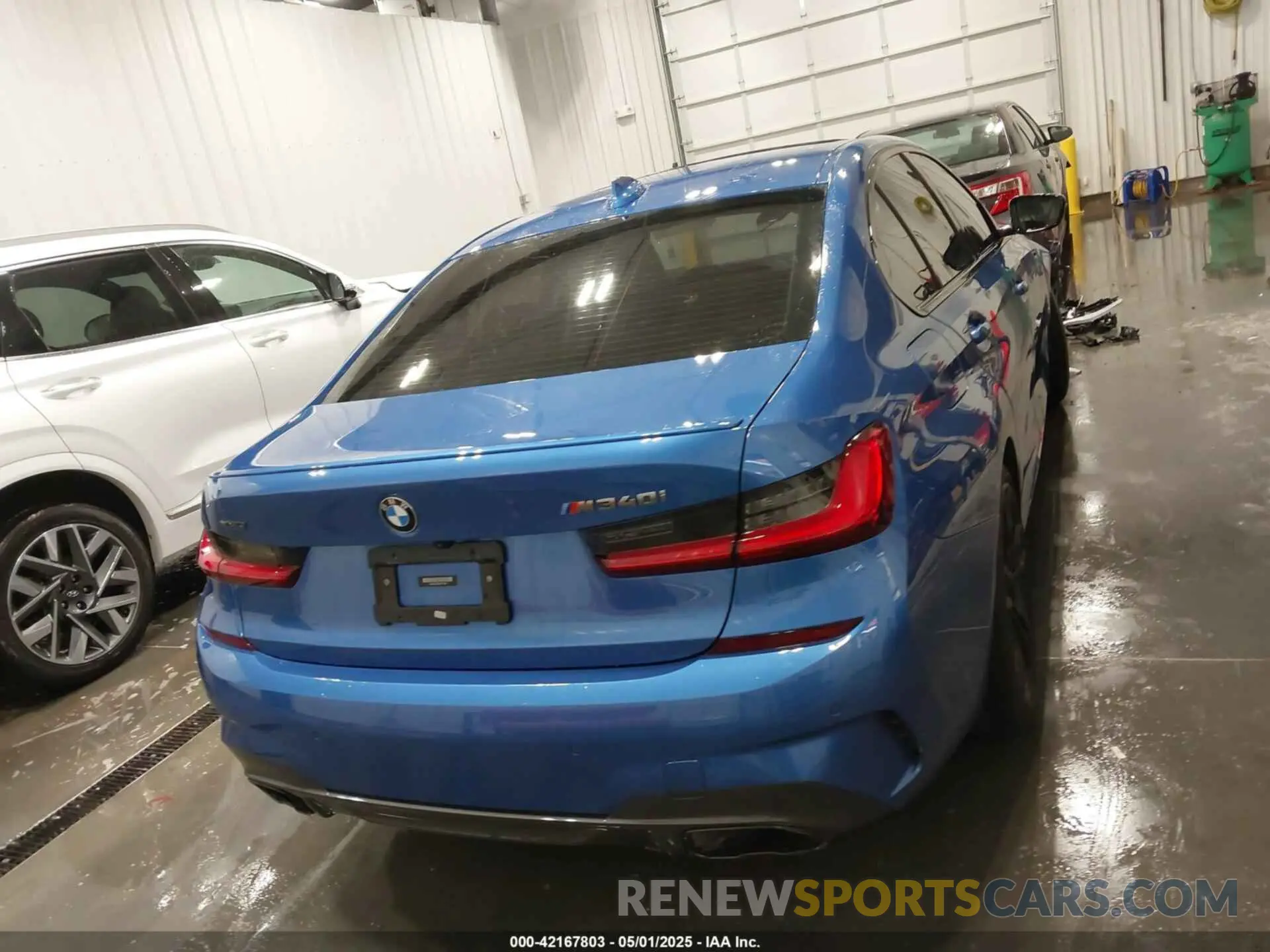 17 fotografías del automóvil dañado WBA5U9C04MFL31545 BMW M340XI 2021