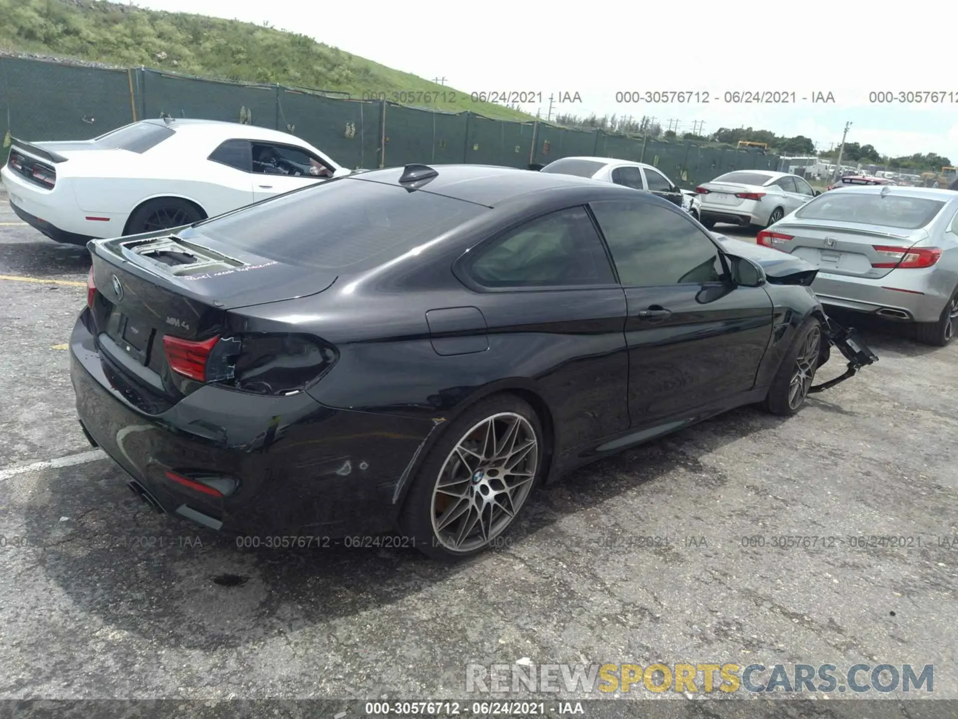 4 fotografías del automóvil dañado WBS4Y9C56KAG67458 BMW M4 2019