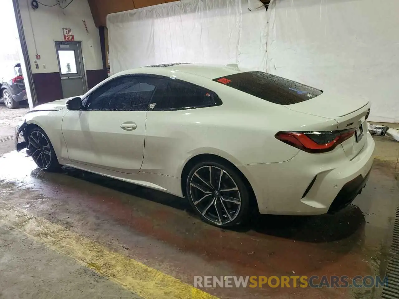 2 fotografías del automóvil dañado WBA13AR01MCG66065 BMW M4 2021