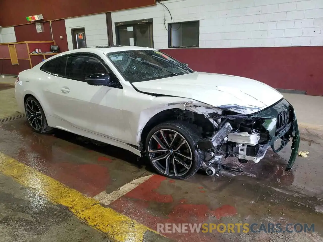 4 fotografías del automóvil dañado WBA13AR01MCG66065 BMW M4 2021