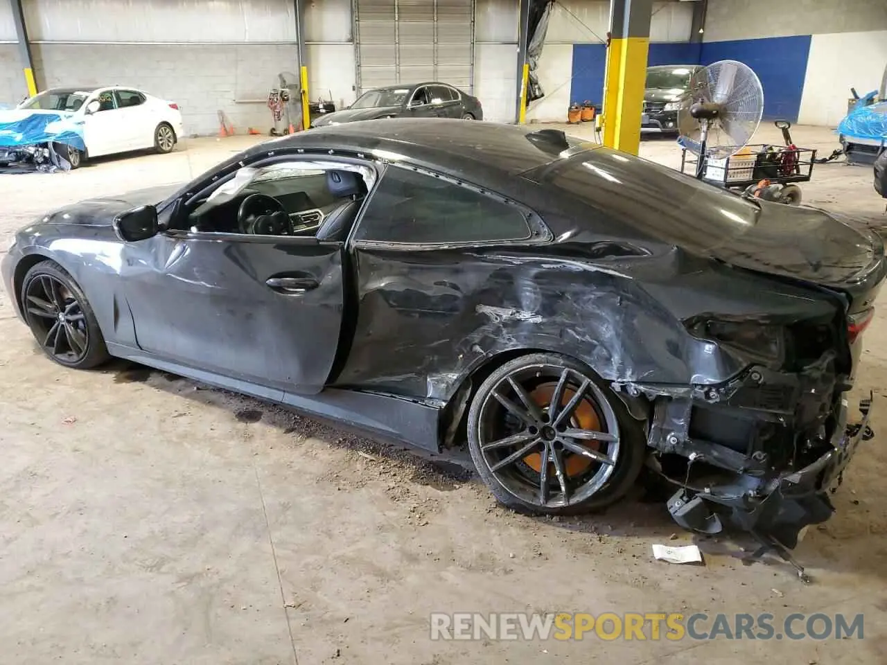 2 fotografías del automóvil dañado WBA13AR02MCH23714 BMW M4 2021