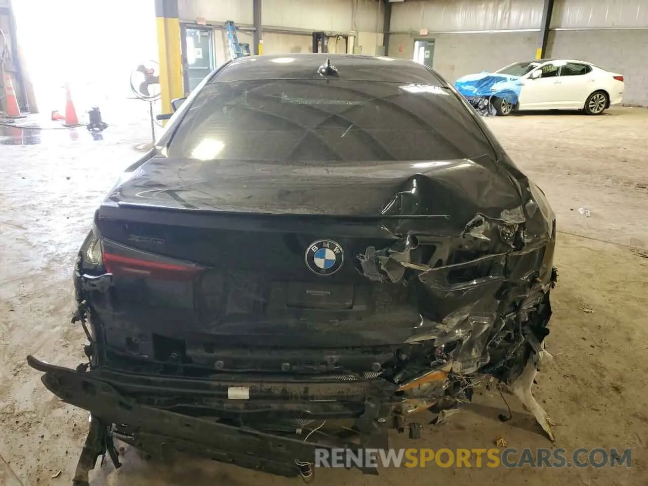 6 fotografías del automóvil dañado WBA13AR02MCH23714 BMW M4 2021
