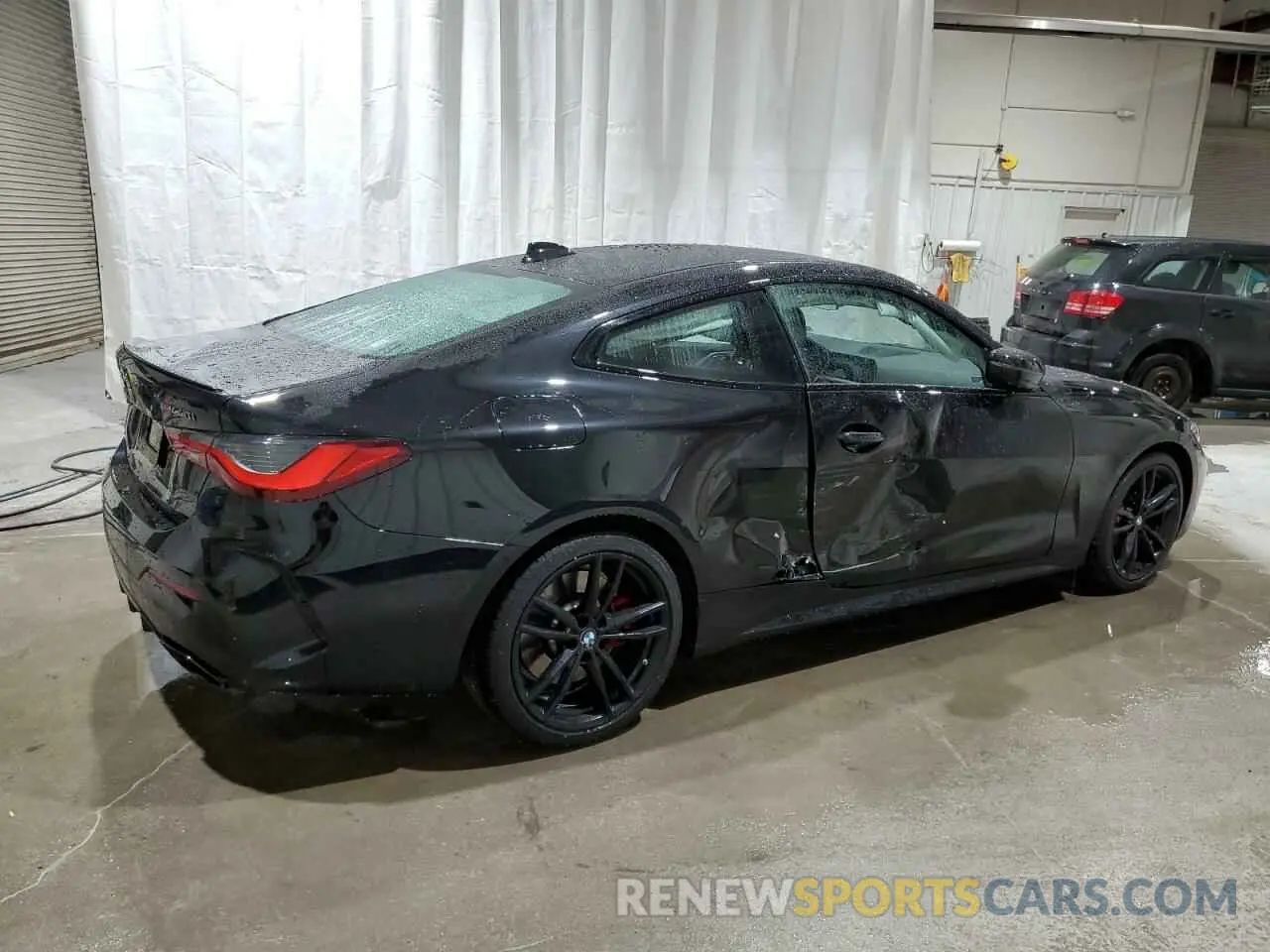 3 fotografías del automóvil dañado WBA13AR0XMCG68638 BMW M4 2021