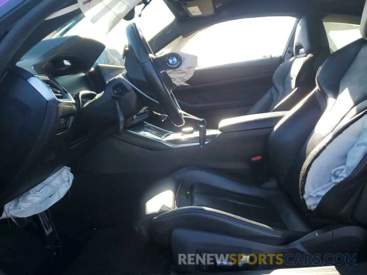 7 fotografías del automóvil dañado WBS33AZ01MCG10826 BMW M4 2021