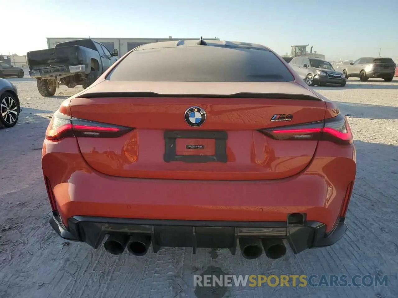 6 fotografías del automóvil dañado WBS33AZ06MCG53607 BMW M4 2021