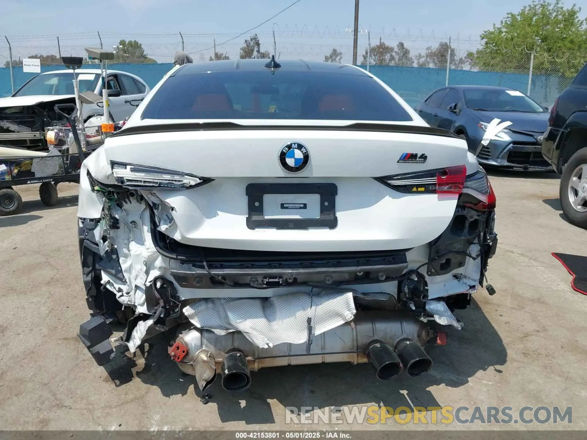 17 fotografías del automóvil dañado WBS33AZ04NCJ20752 BMW M4 2022