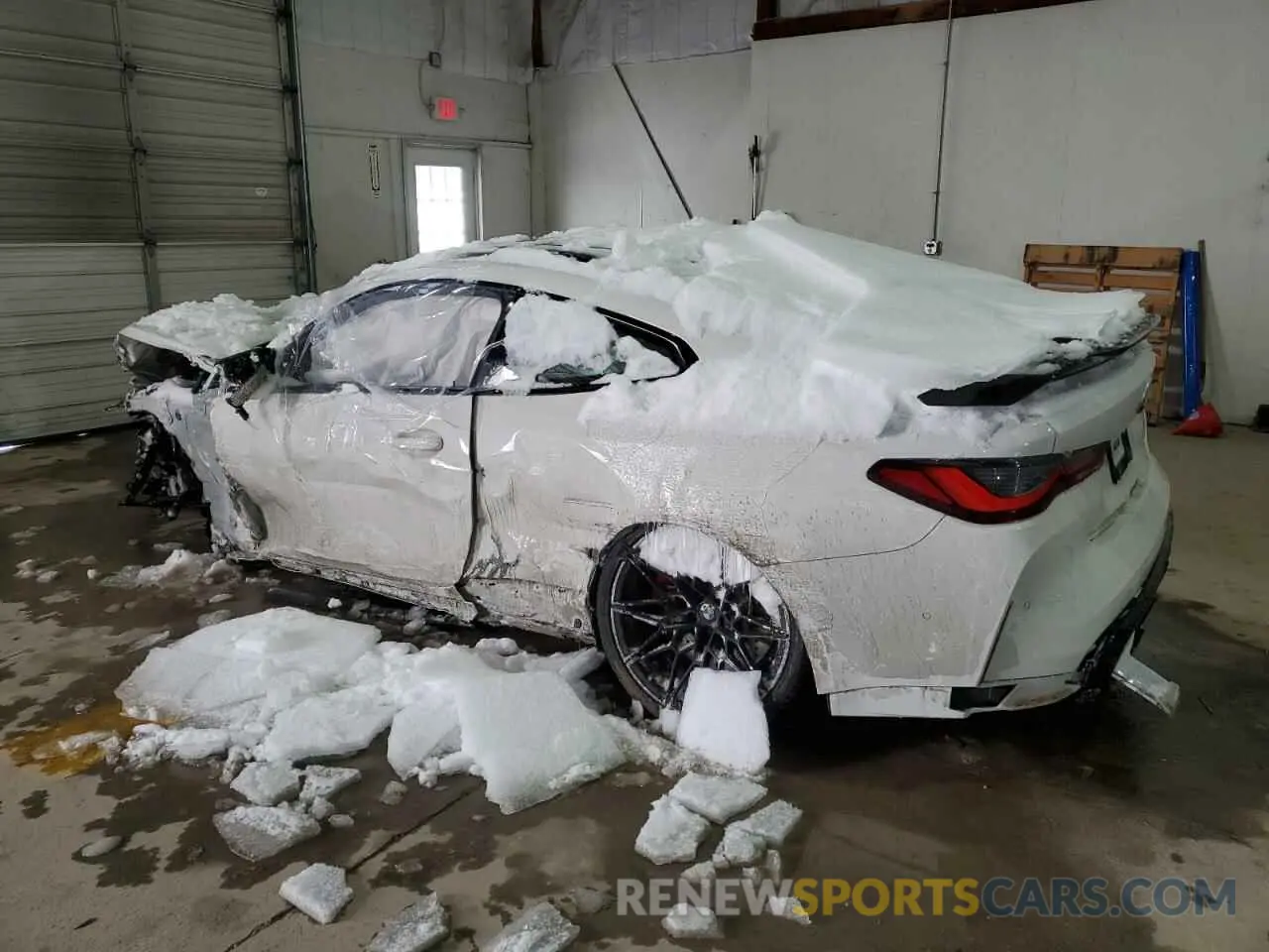 2 fotografías del automóvil dañado WBS33AZ07NCJ38064 BMW M4 2022