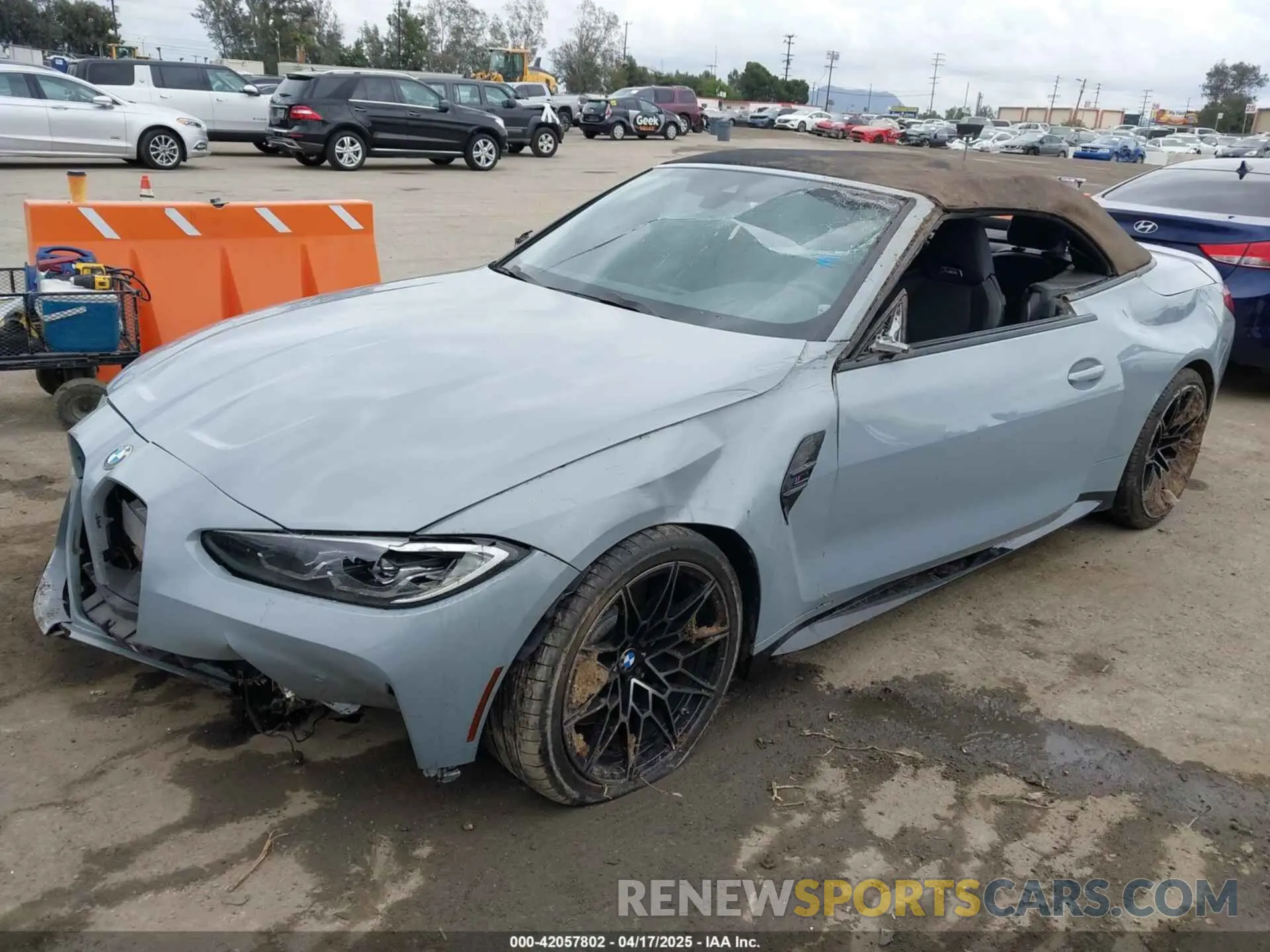 2 fotografías del automóvil dañado WBS33BA01NCJ58456 BMW M4 2022