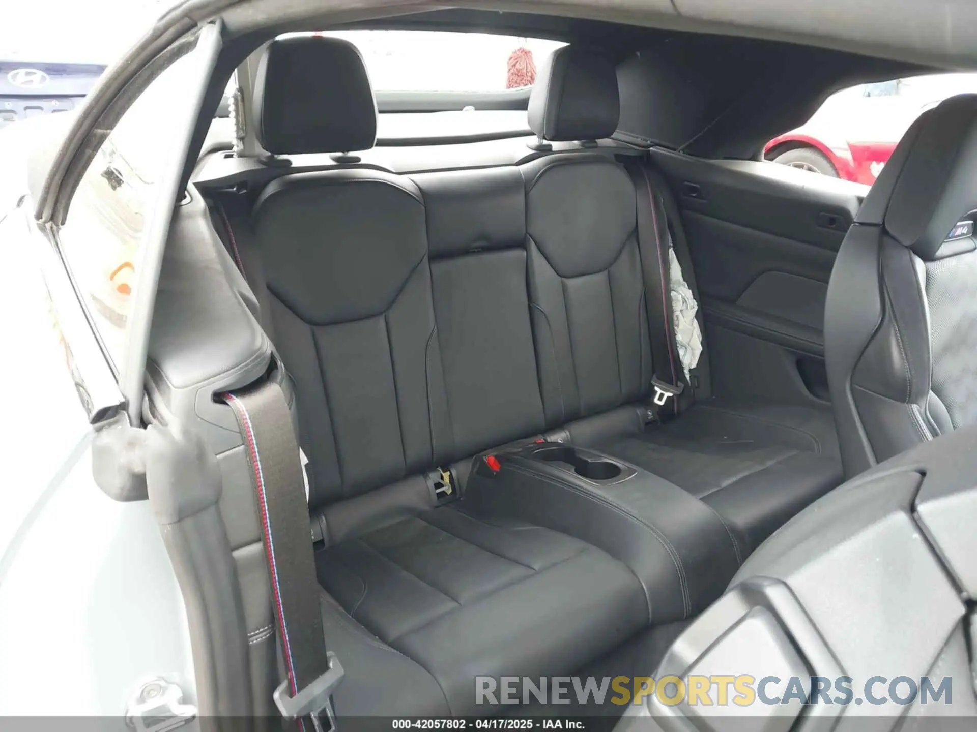 8 fotografías del automóvil dañado WBS33BA01NCJ58456 BMW M4 2022