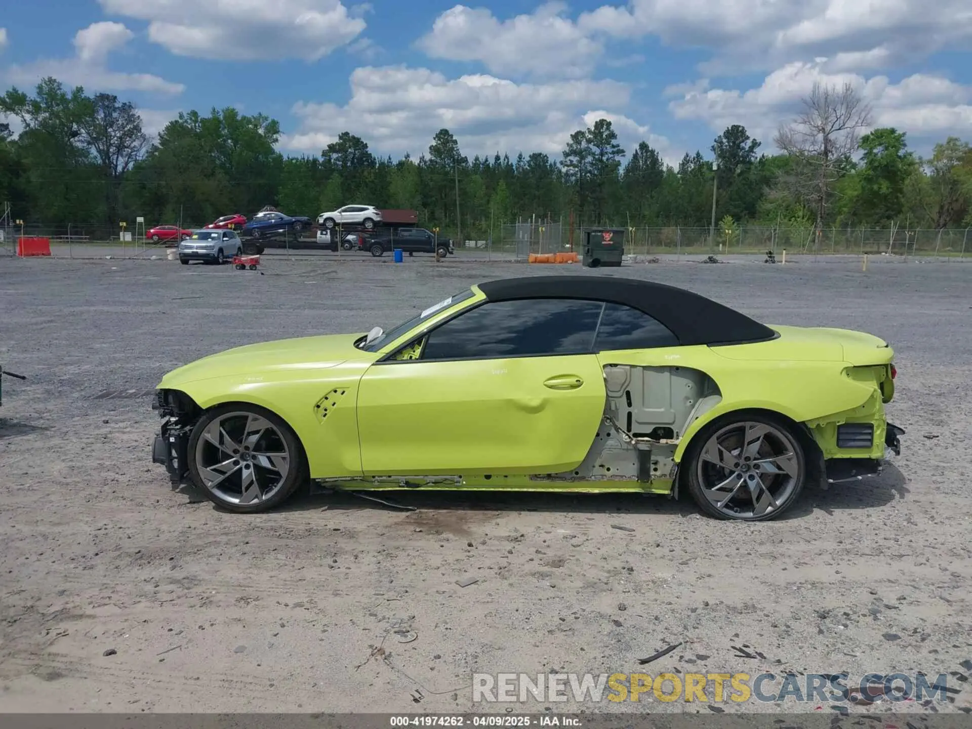 15 fotografías del automóvil dañado WBS33BA05NCK26886 BMW M4 2022