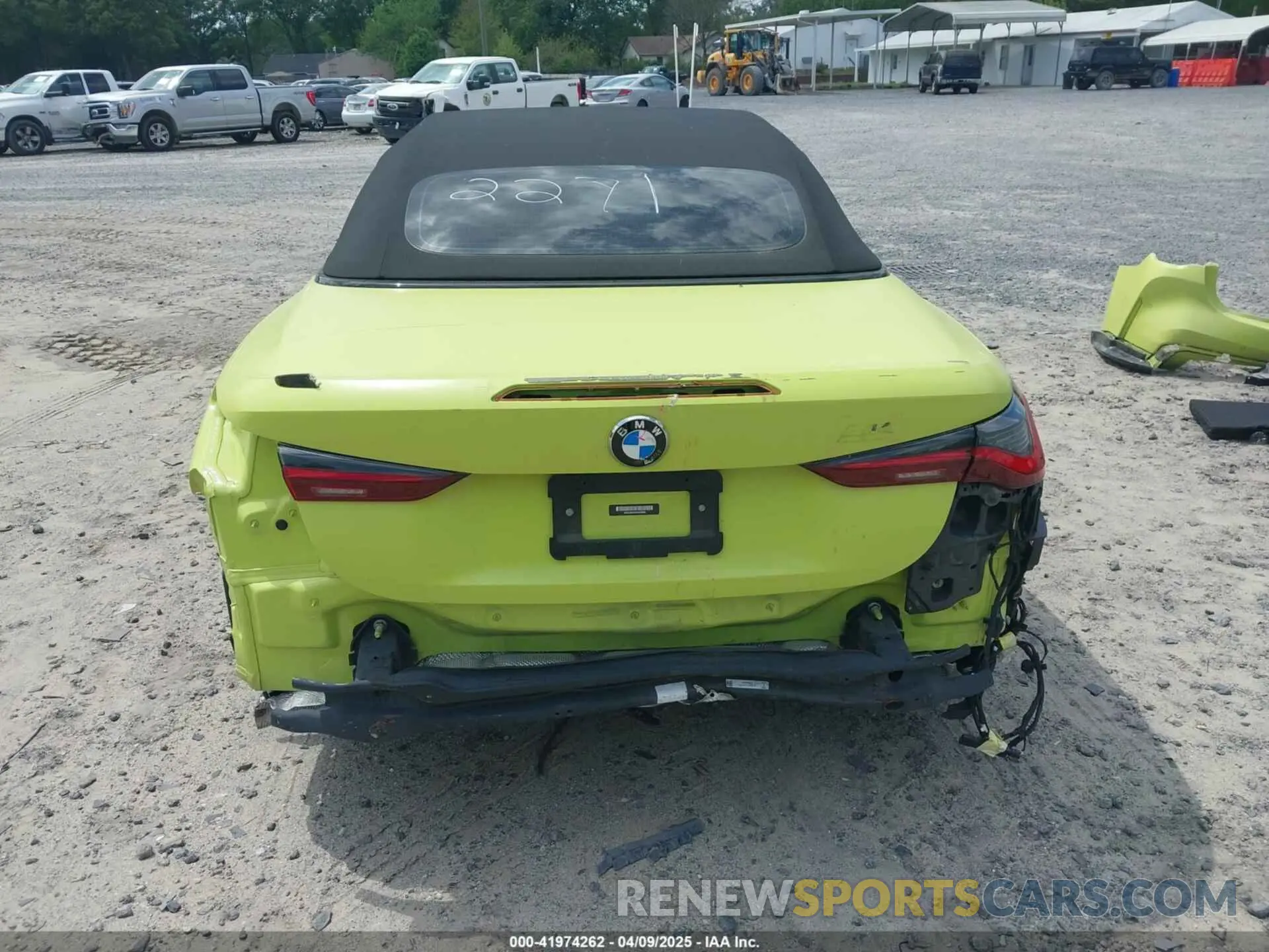 17 fotografías del automóvil dañado WBS33BA05NCK26886 BMW M4 2022
