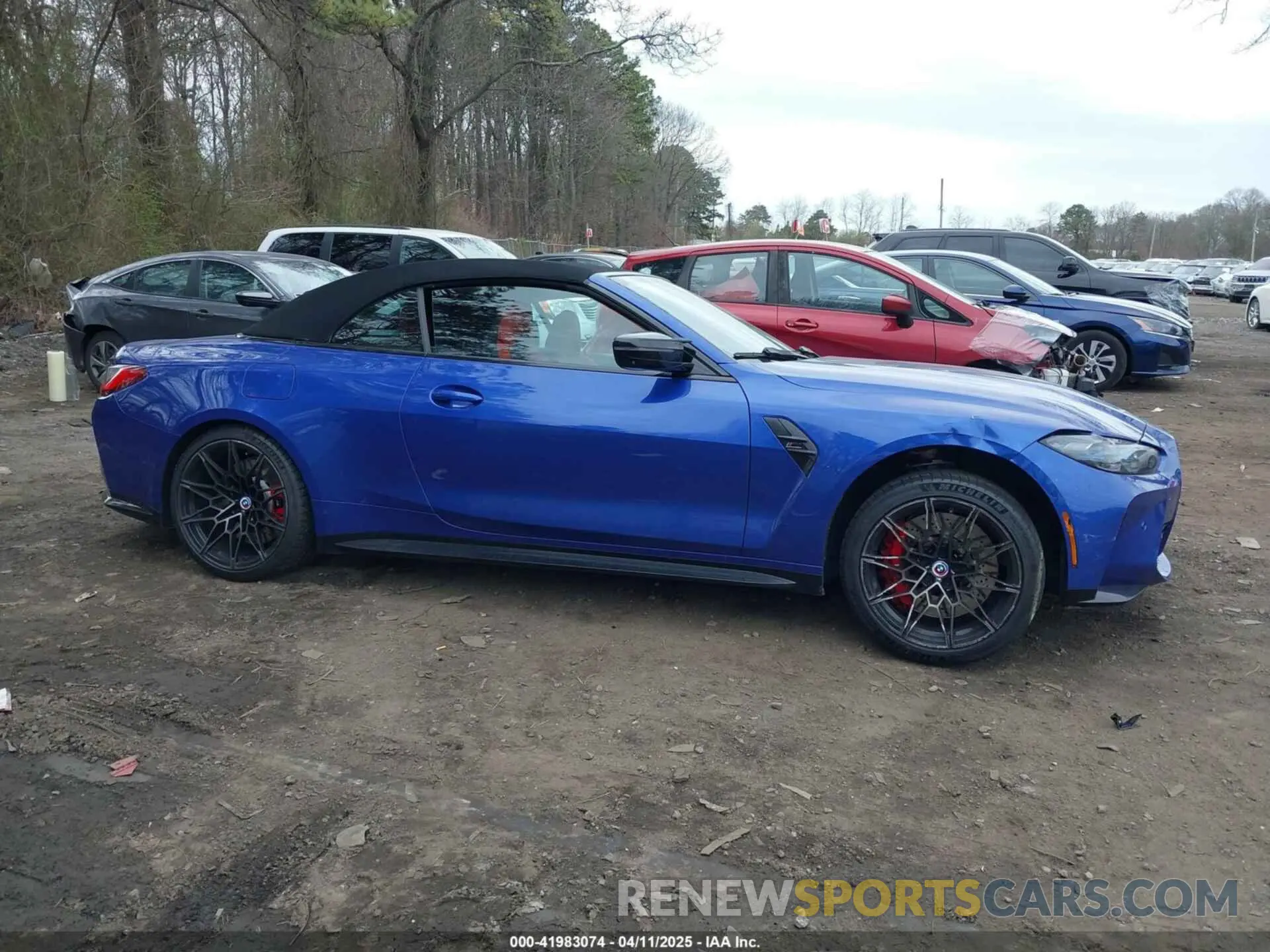 13 fotografías del automóvil dañado WBS33BA05NCK30873 BMW M4 2022