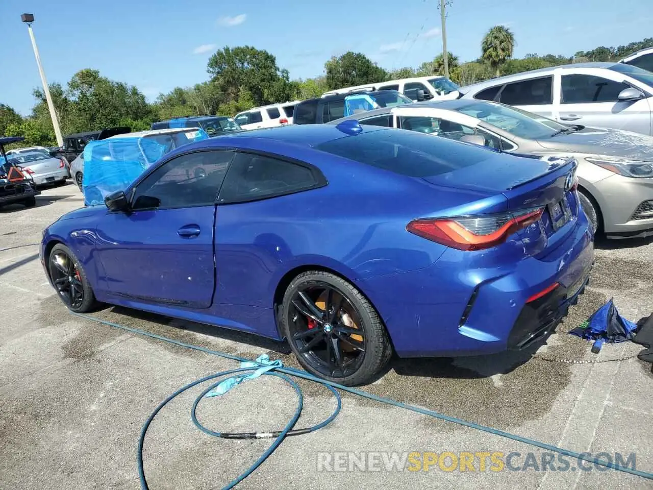 2 fotografías del automóvil dañado WBA13AR01PCL45497 BMW M4 2023